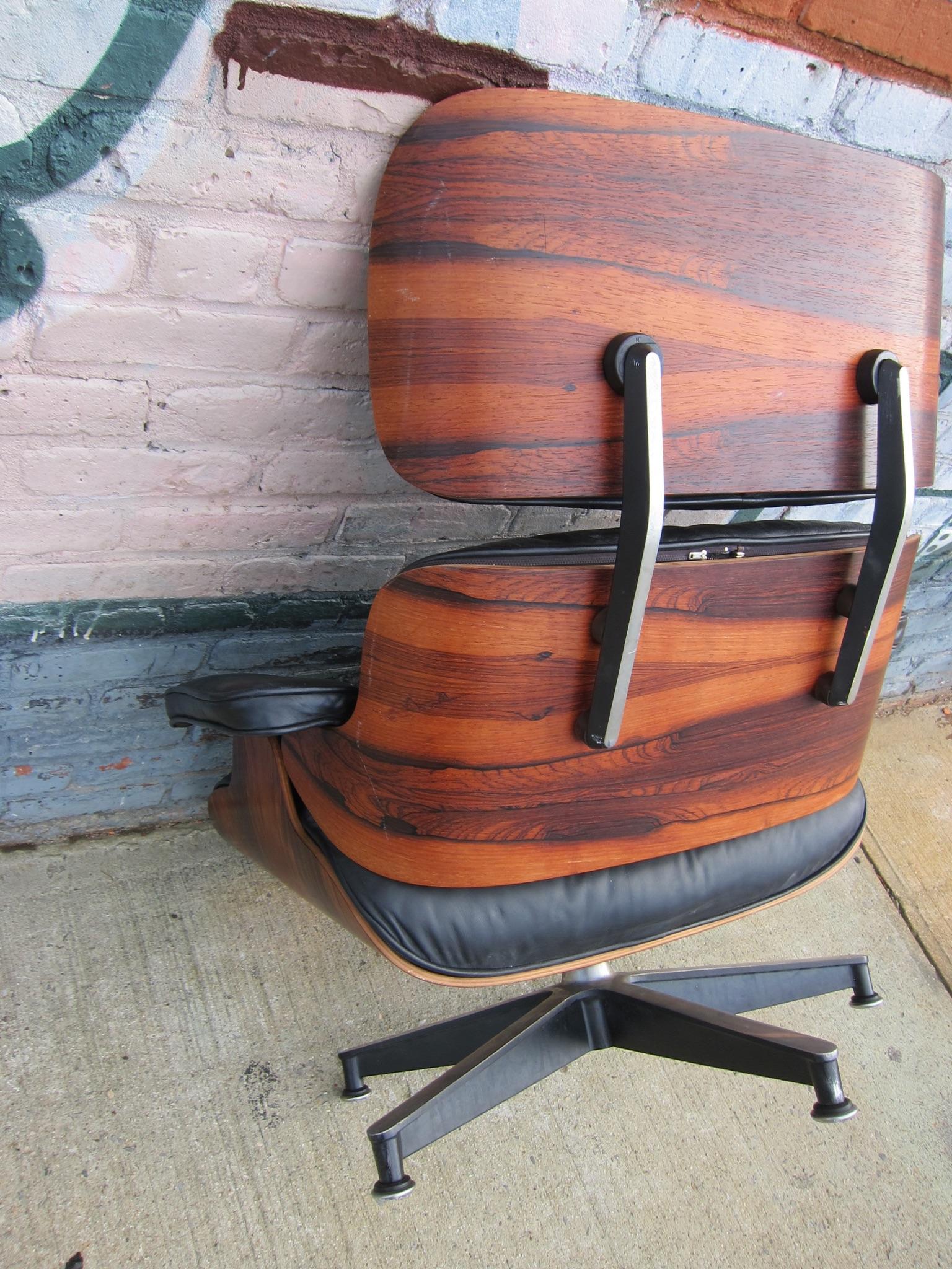 Spectacular Herman Miller Eames Lounge Chair and Ottoman 3