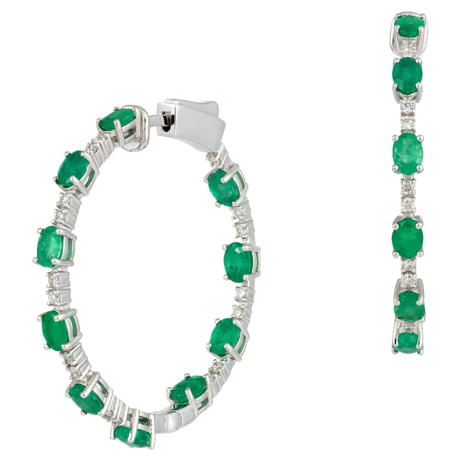 Spectacular Hoop White Gold 18K Earrings Emerald Diamond for Her For Sale