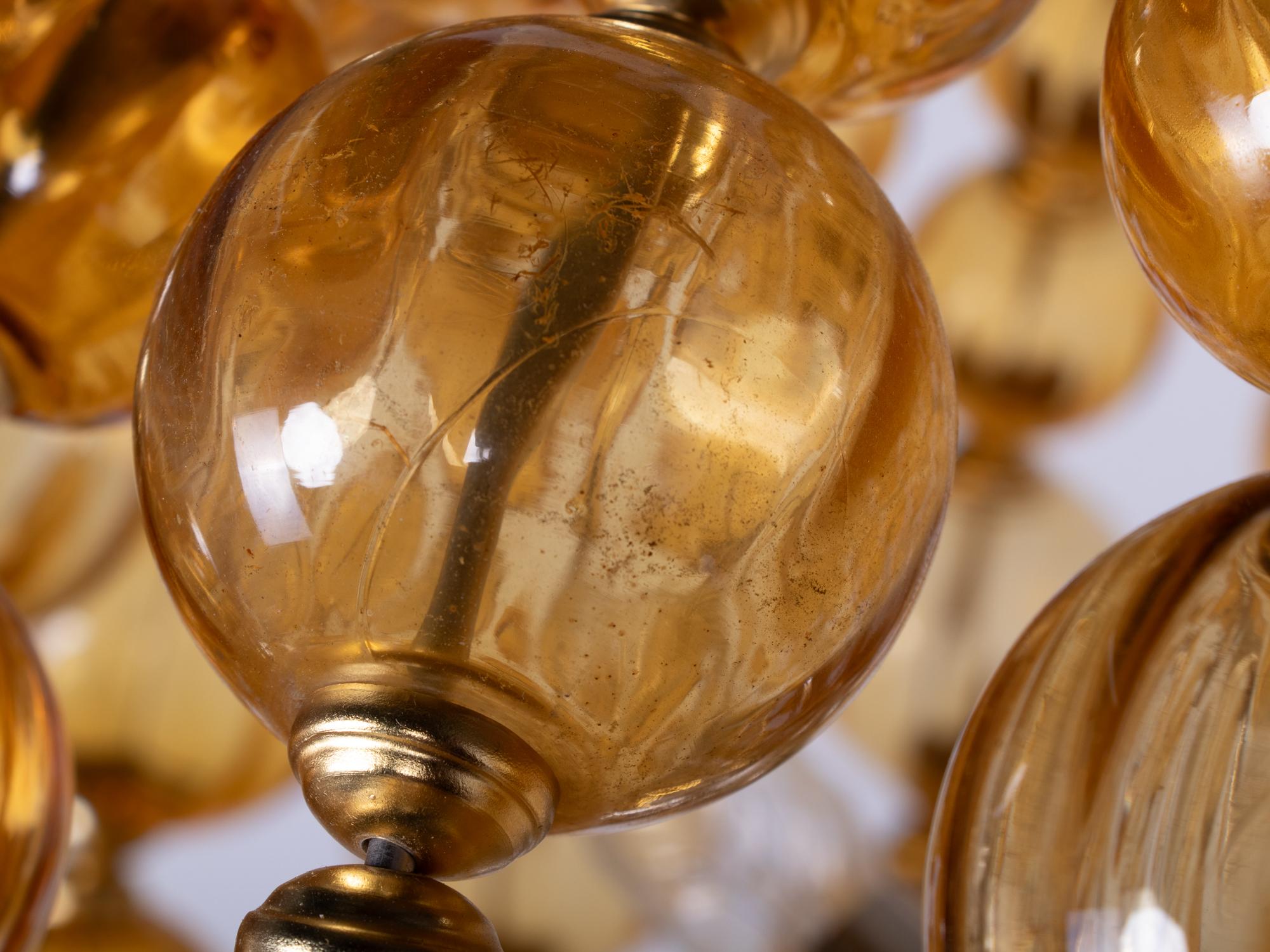 Spectaculaire lustre de salle de bal de 25 pouces en verre ambré fabriqué à la main, Allemagne, années 1960 en vente 2