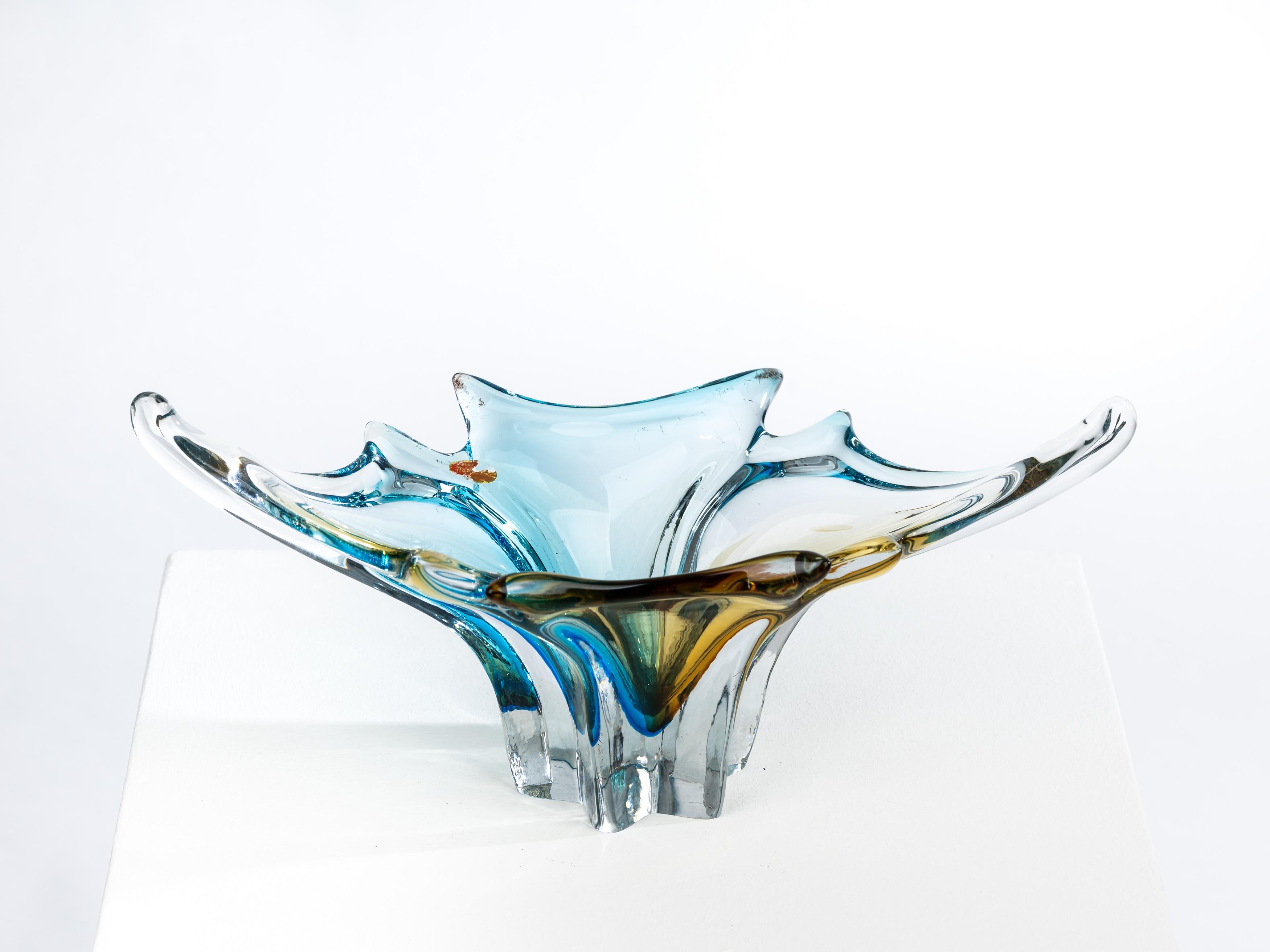 Spectaculaire centre de table, bol en verre signé Seguso, Murano, années 1970, Italie Bon état - En vente à Wien, AT