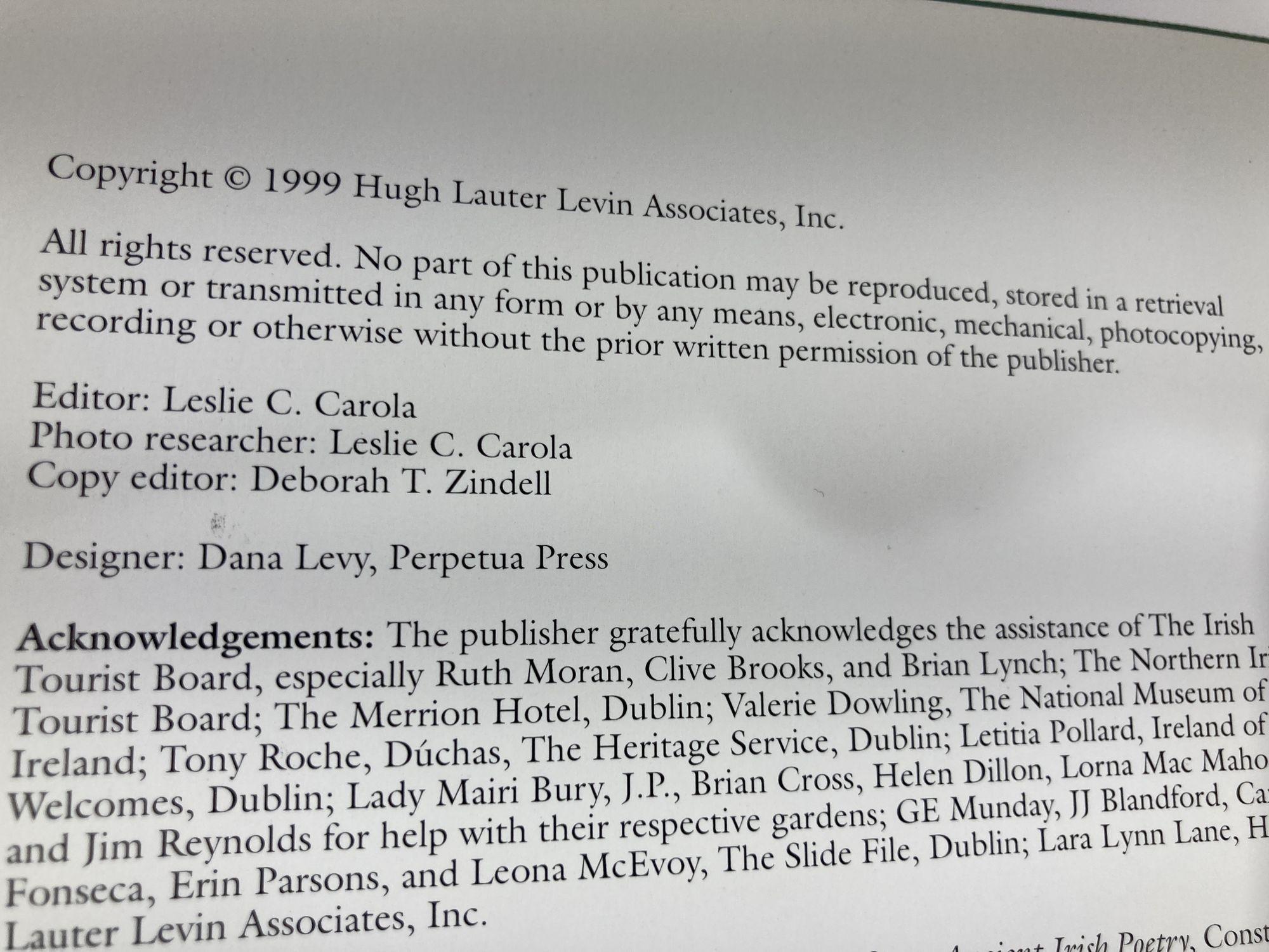 Spectaculaire livre Irlande par Peter Harbison à couverture rigide en vente 10