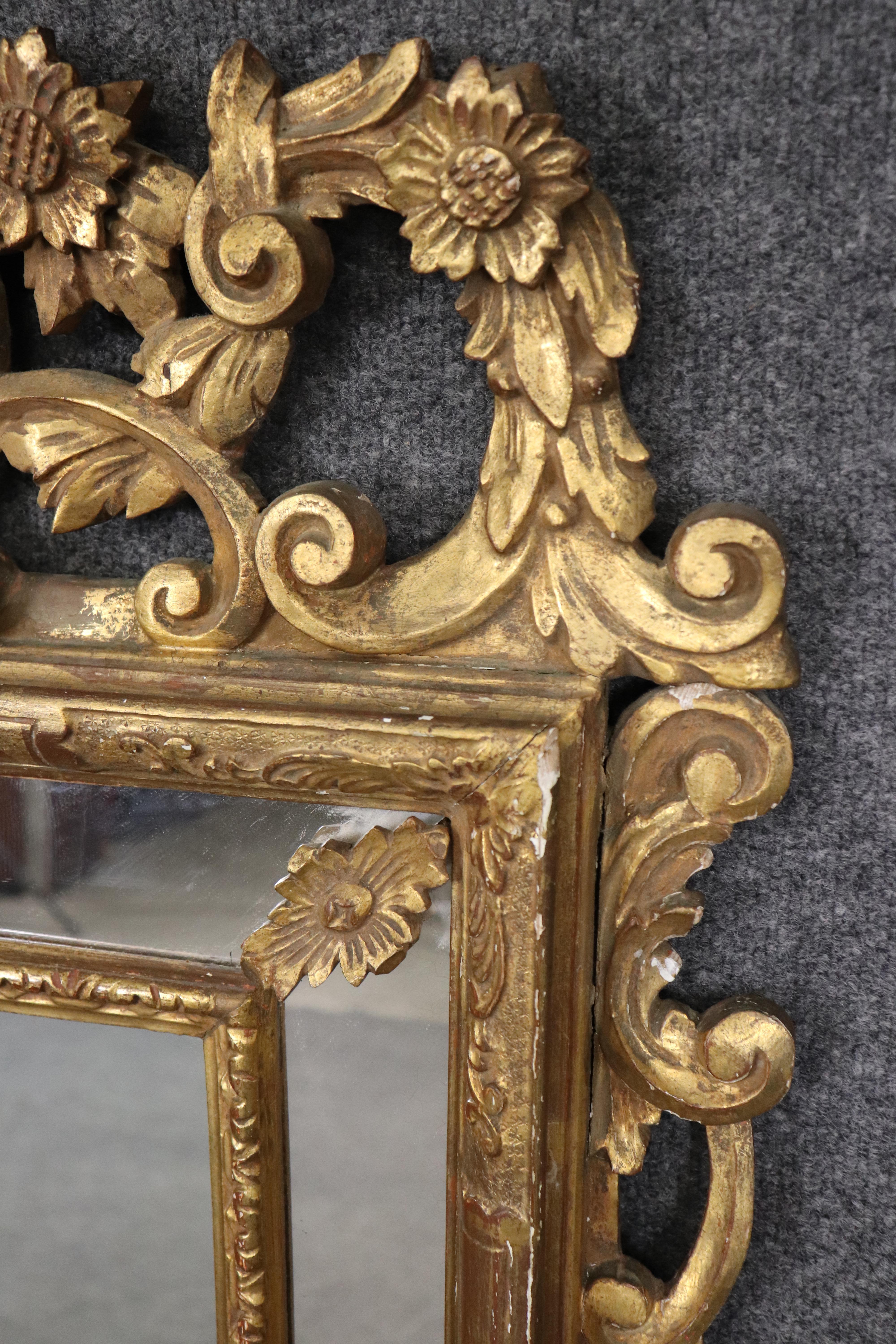 Spektakuläre Italienisch oder Französisch Stil Giltwood geschnitzt Nussbaum groß Wandspiegel (Walnuss) im Angebot