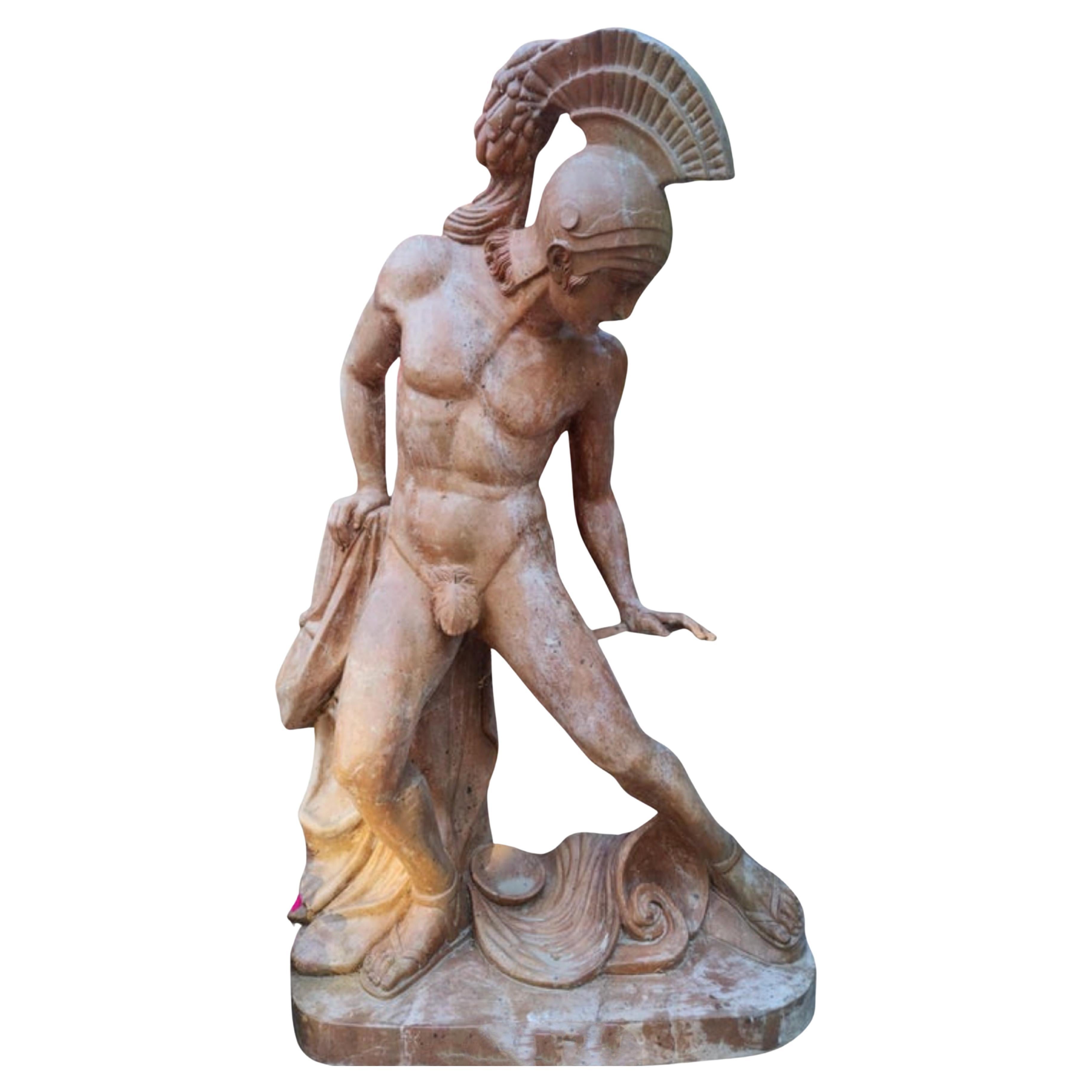 Spectacular Italian Sculpture in red Travertine "Roman Warrior" early 20th Cent- en venta