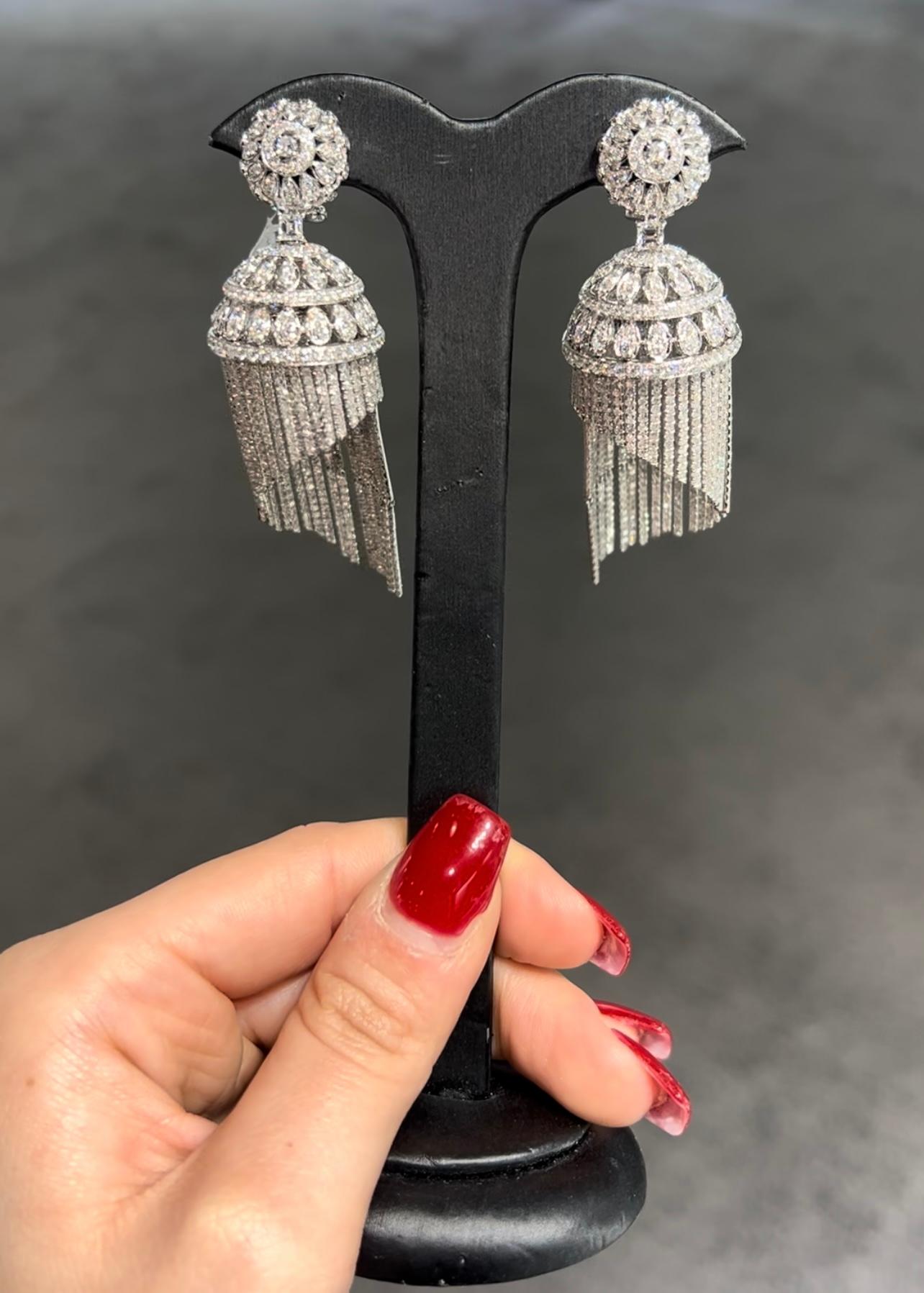 Spektakuläre große 15,26ct Damond Tassel Kronleuchter Ohrringe Handcrafted (Zeitgenössisch) im Angebot