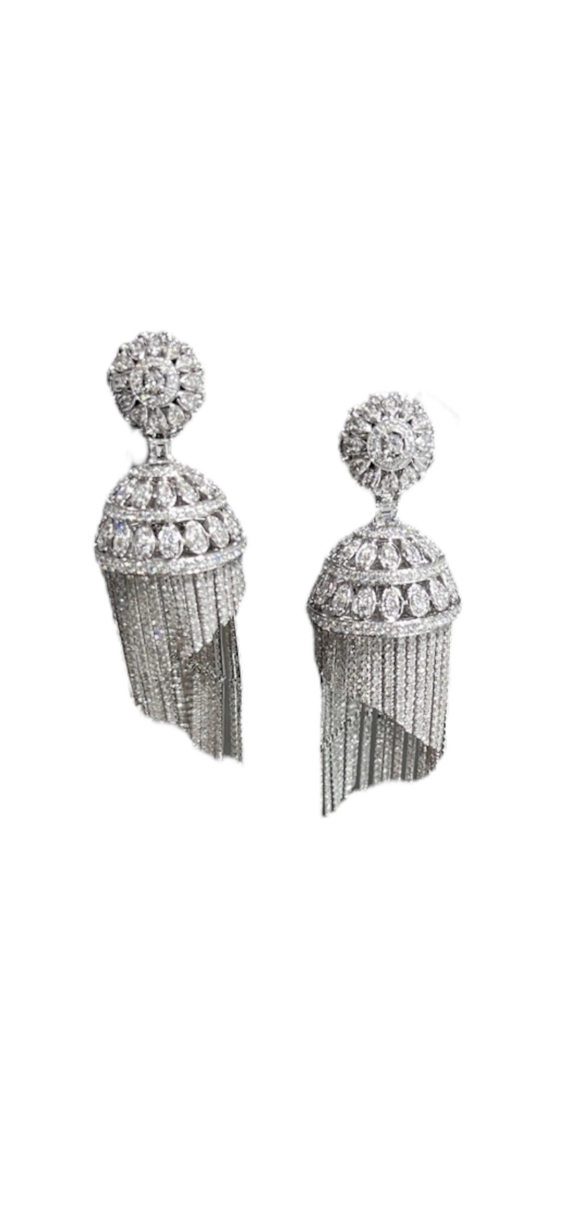 Spektakuläre große 15,26ct Damond Tassel Kronleuchter Ohrringe Handcrafted im Angebot 1
