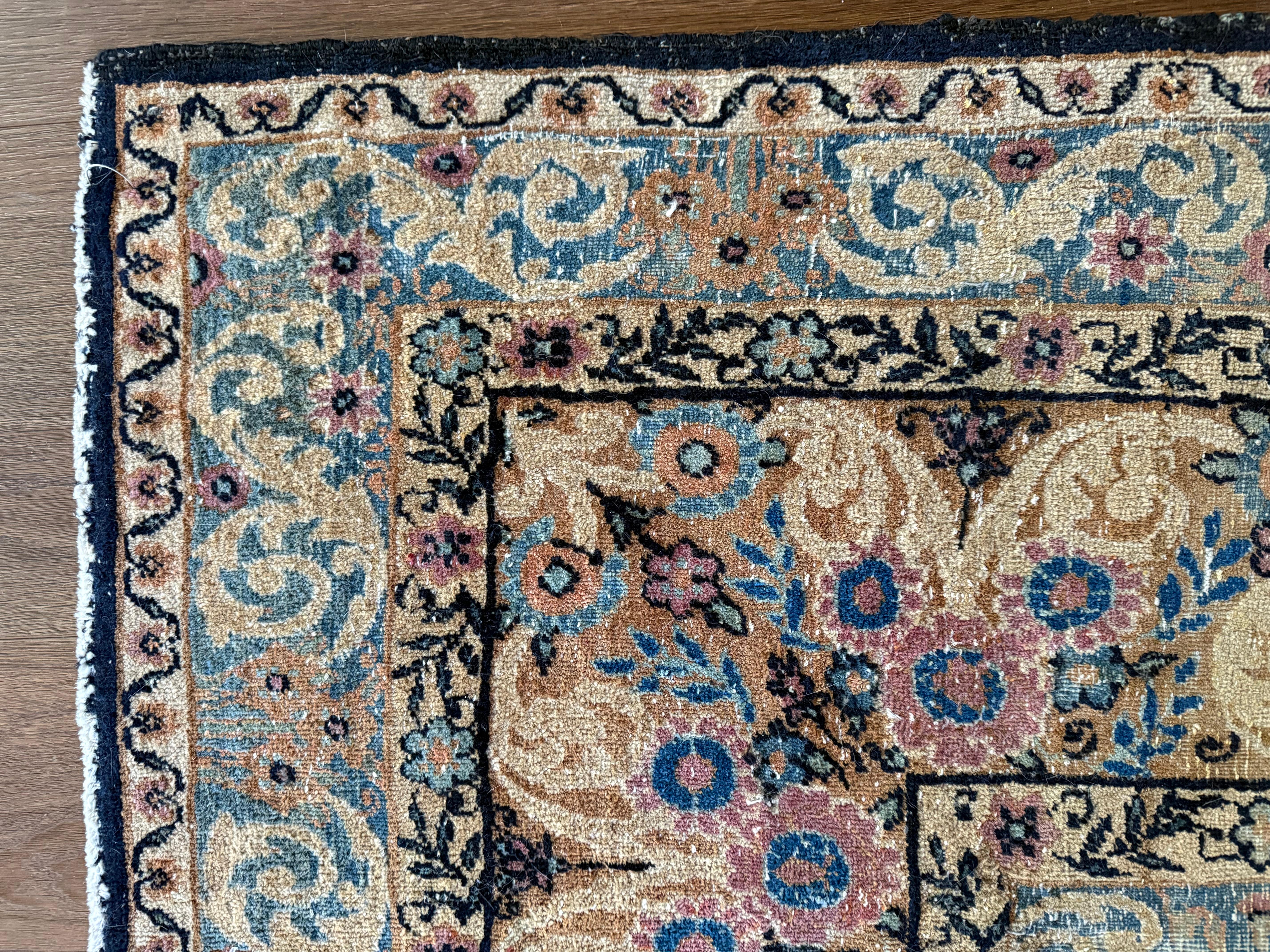 Spectaculaire grand tapis persan ancien de Tabriz à motif de jardin en vente 2