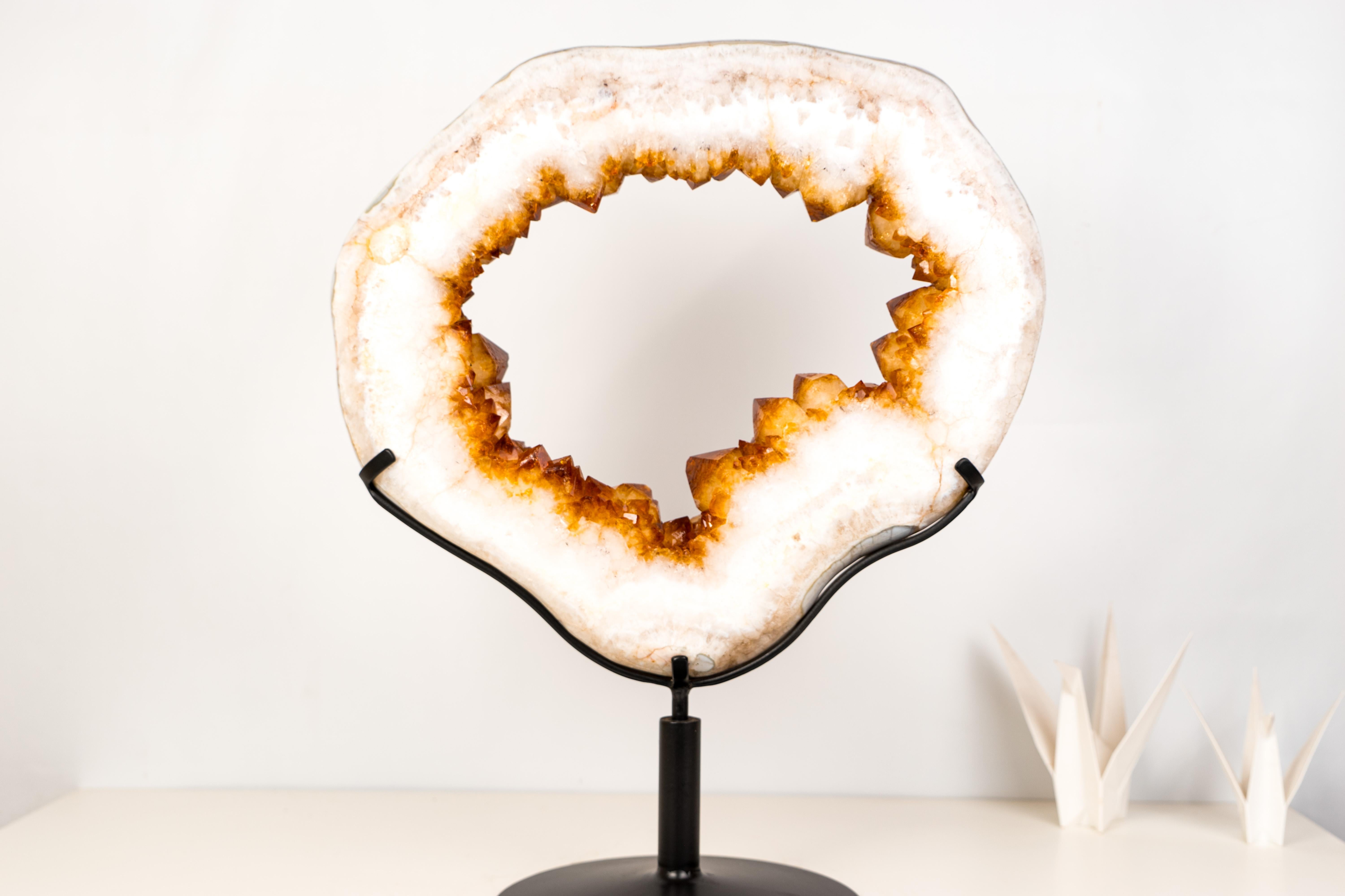 Spectacular Large Citrine Geode Portal In New Condition For Sale In Ametista Do Sul, BR