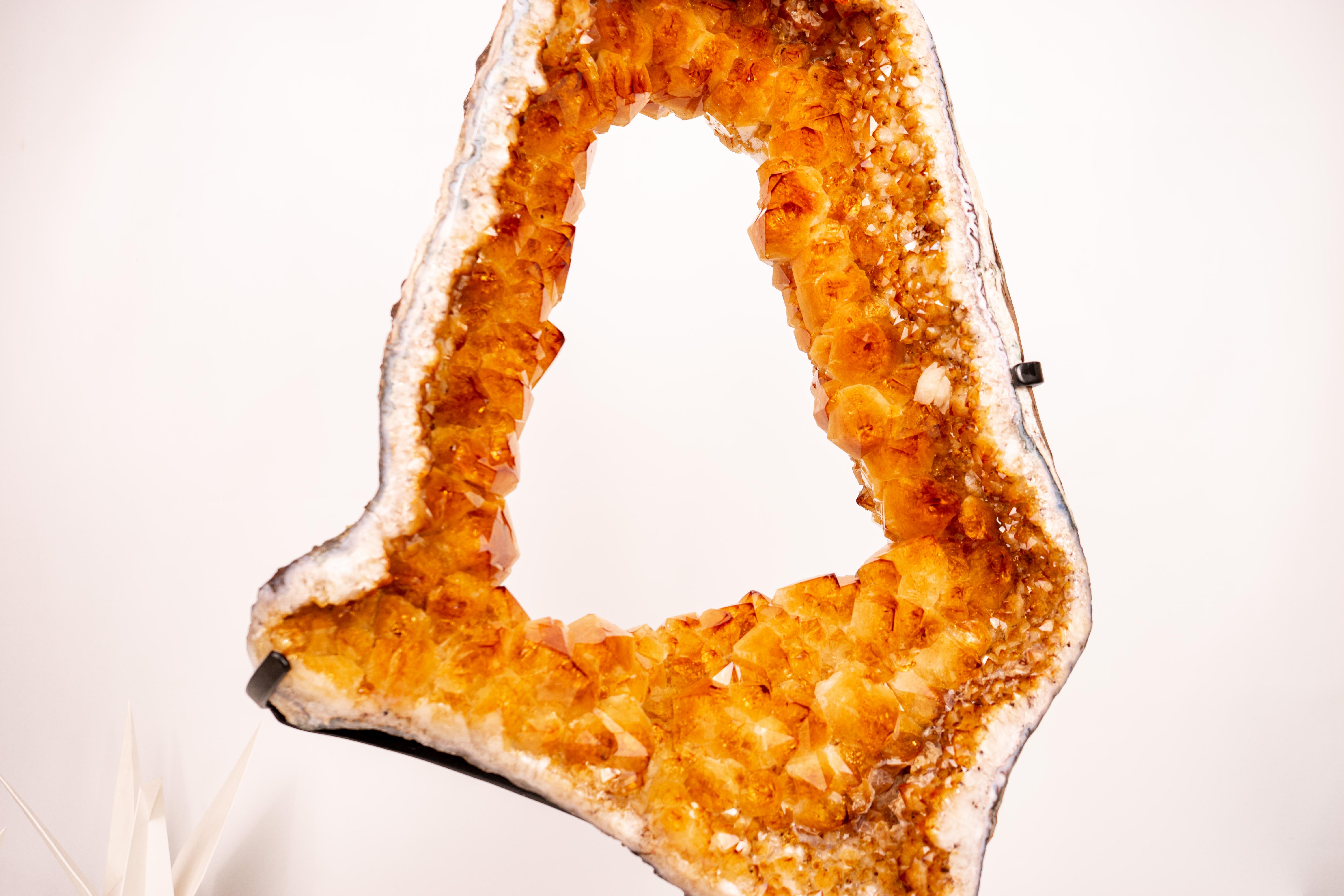 Spettacolare geode di citrino di grandi dimensioni Portales in vendita 2
