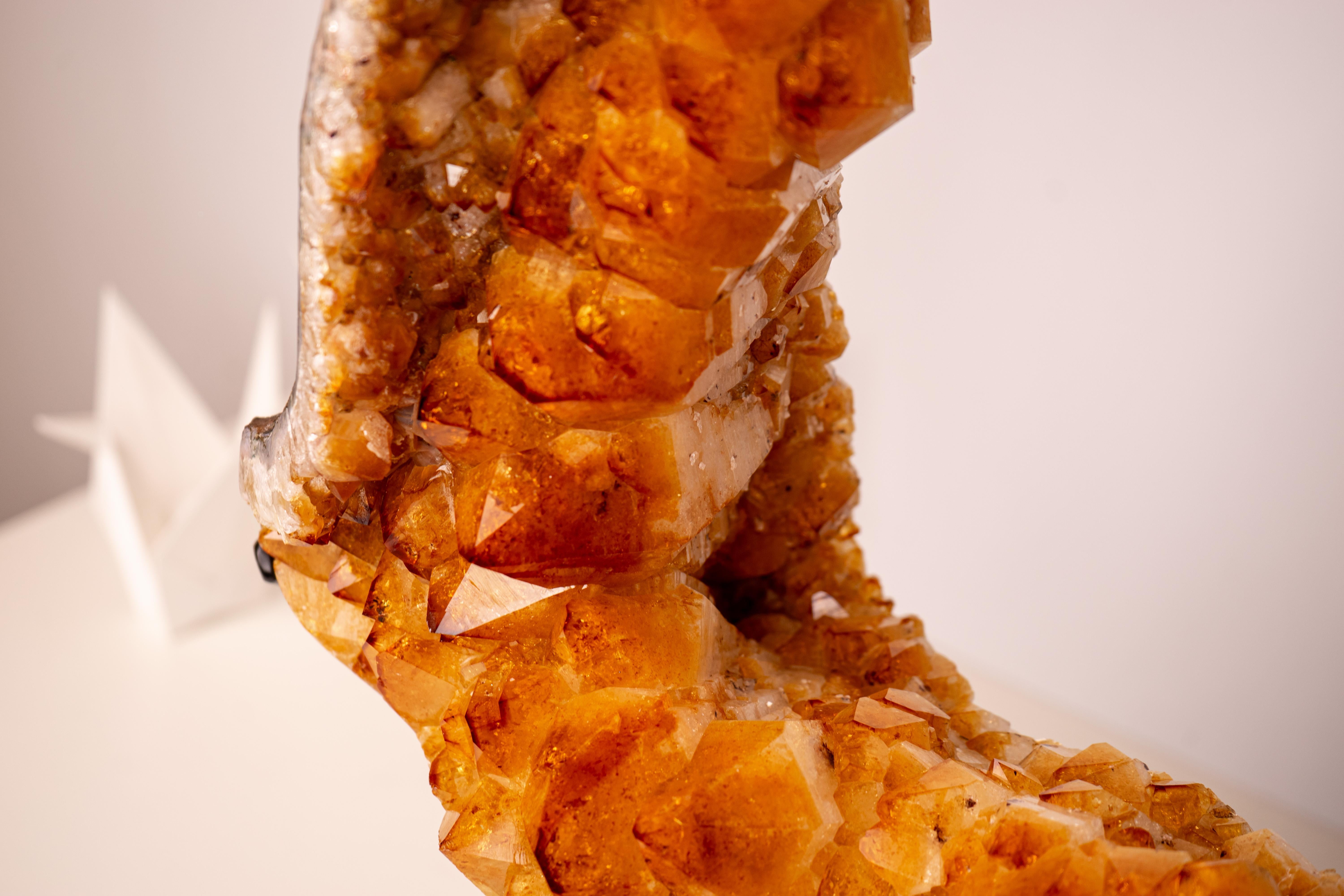 Spettacolare geode di citrino di grandi dimensioni Portales in vendita 3