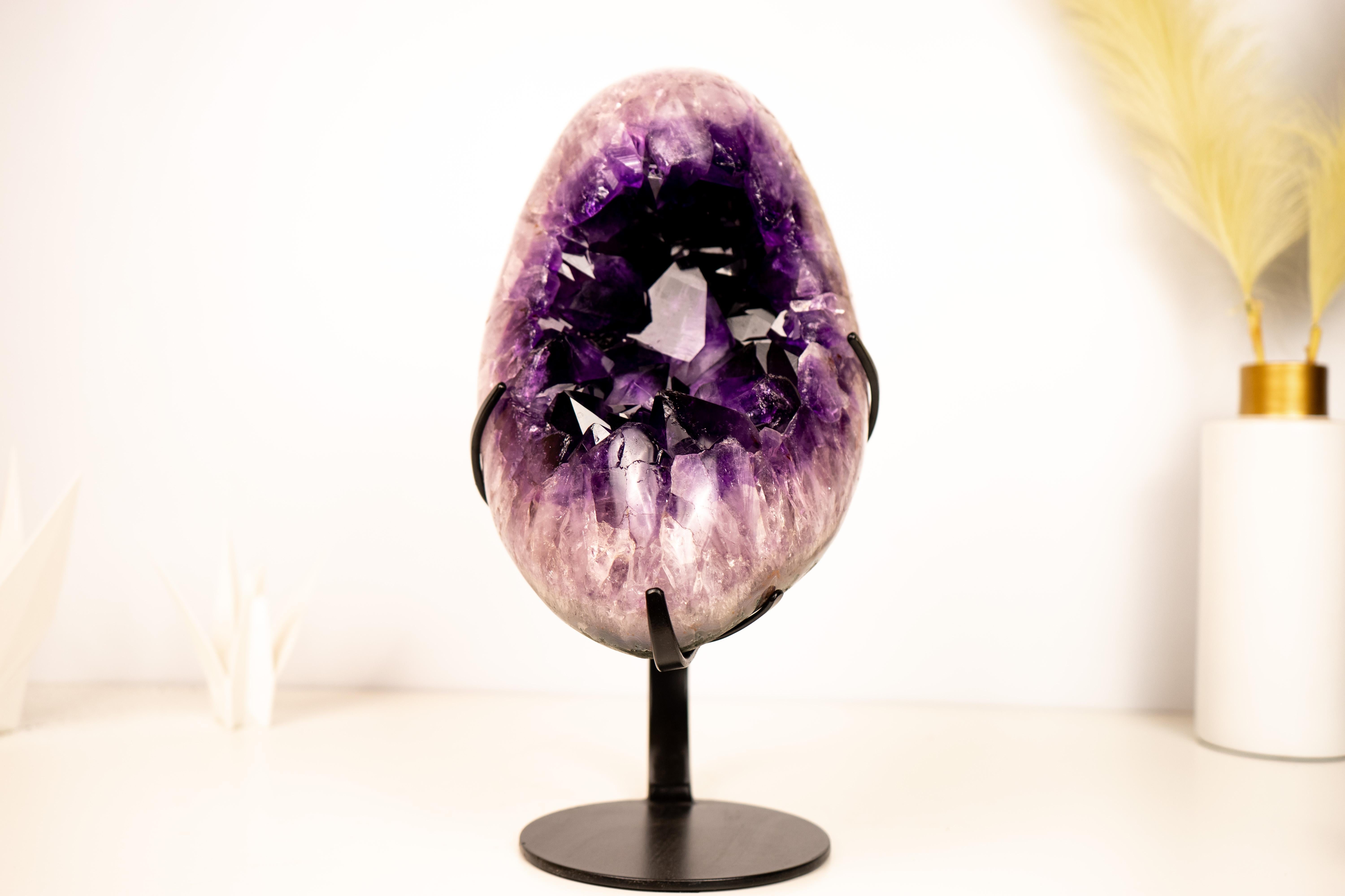 Spectacular Large Half-Moon Amethyst Cluster In New Condition For Sale In Ametista Do Sul, BR