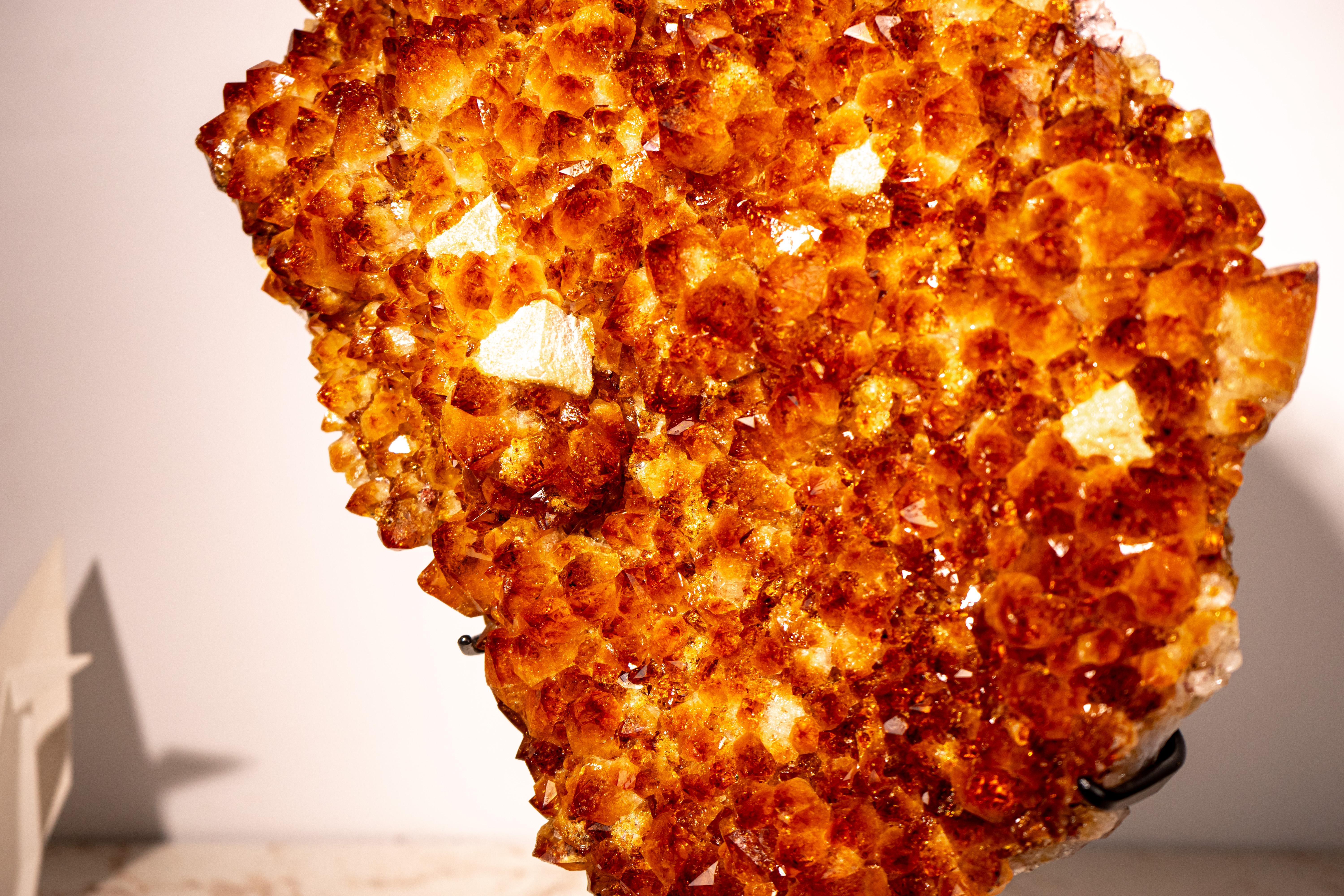 Natürliche skulpturale Orange Madeira Citrin Cluster auf benutzerdefinierten Stand im Angebot 6