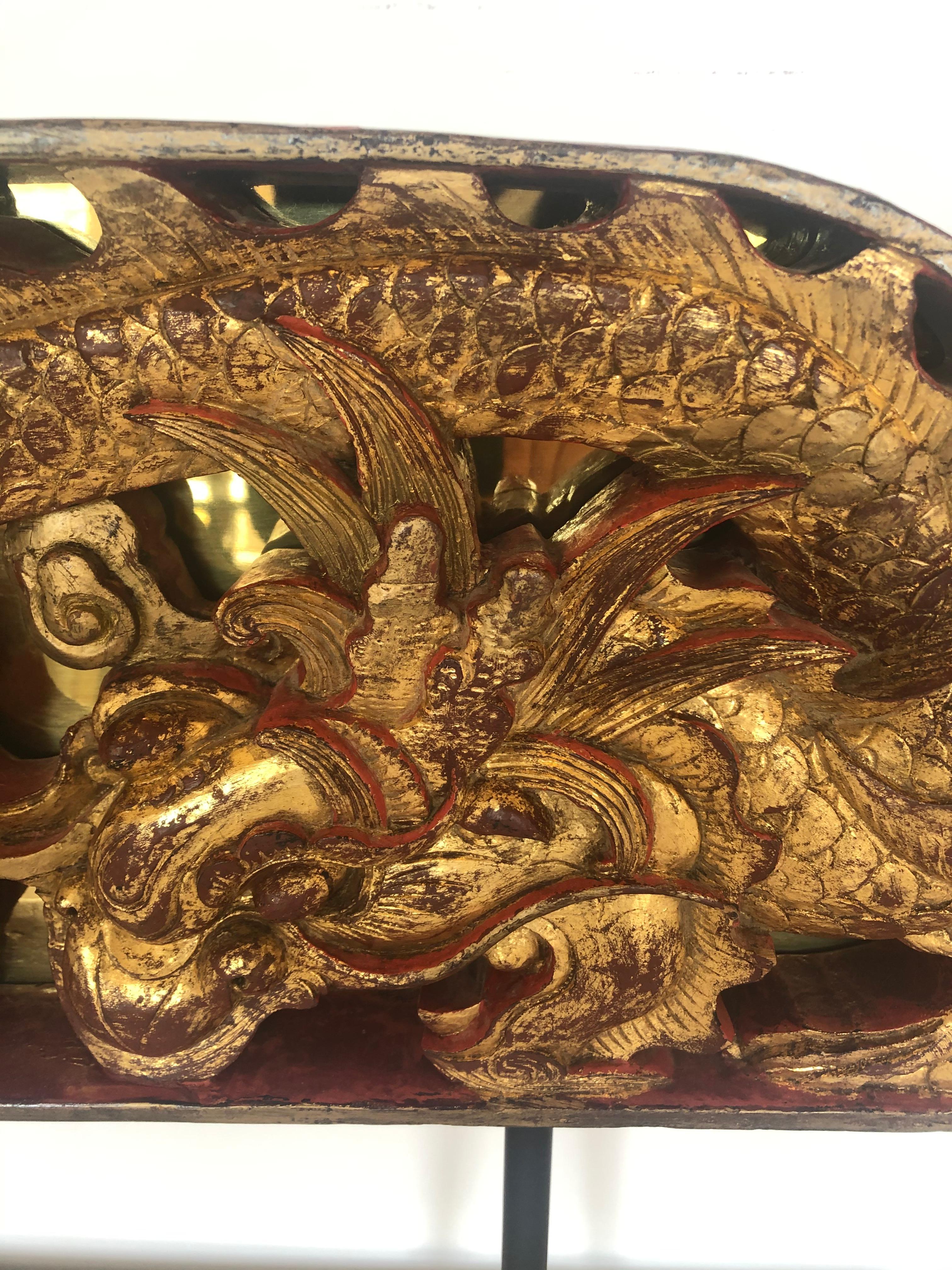 Spectacular Large Pair of Carved Gilded Architectural Fragment Sculptures In Good Condition In Hopewell, NJ
