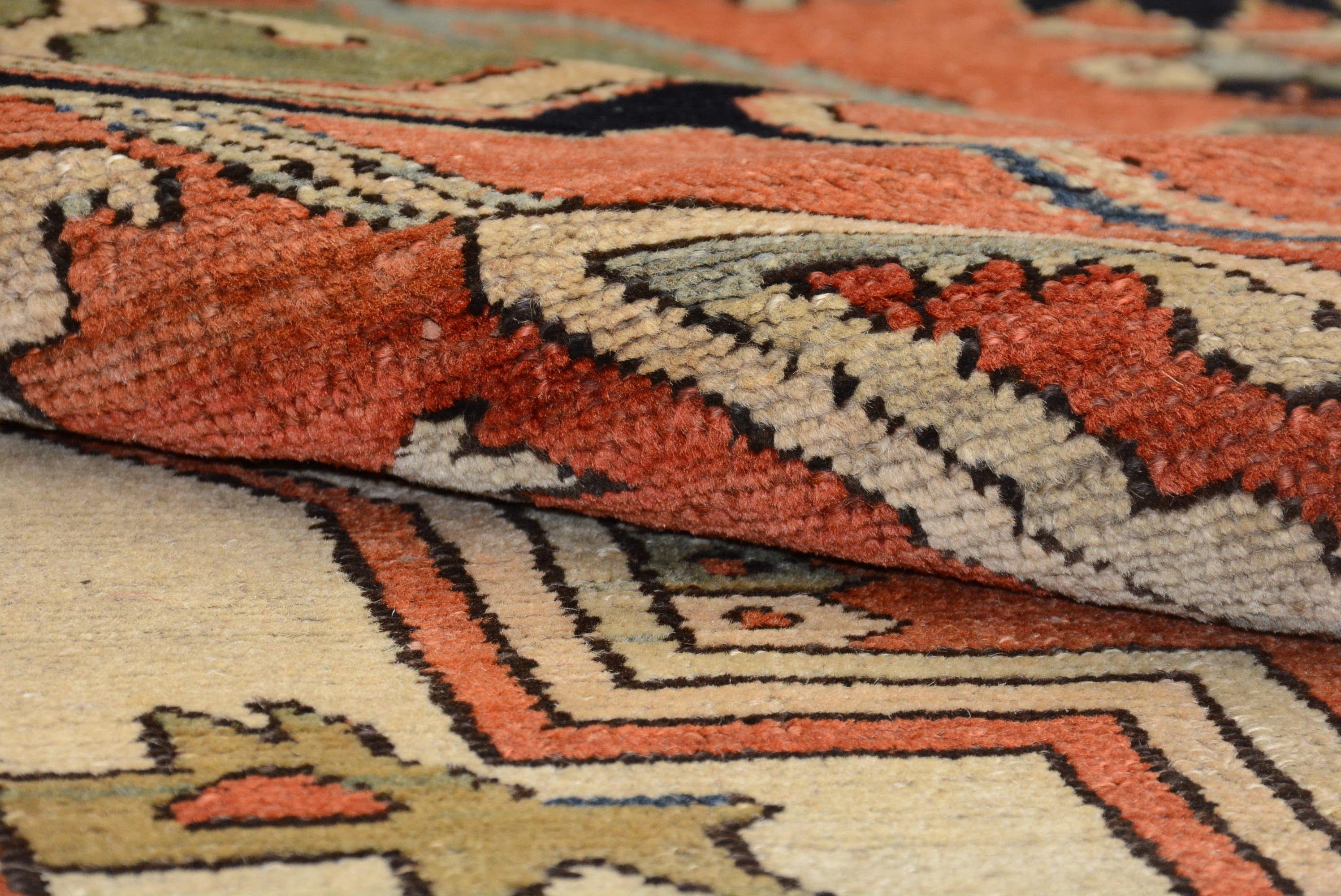 Spectacular Late 19th Century Serapi Carpet For Sale 4
