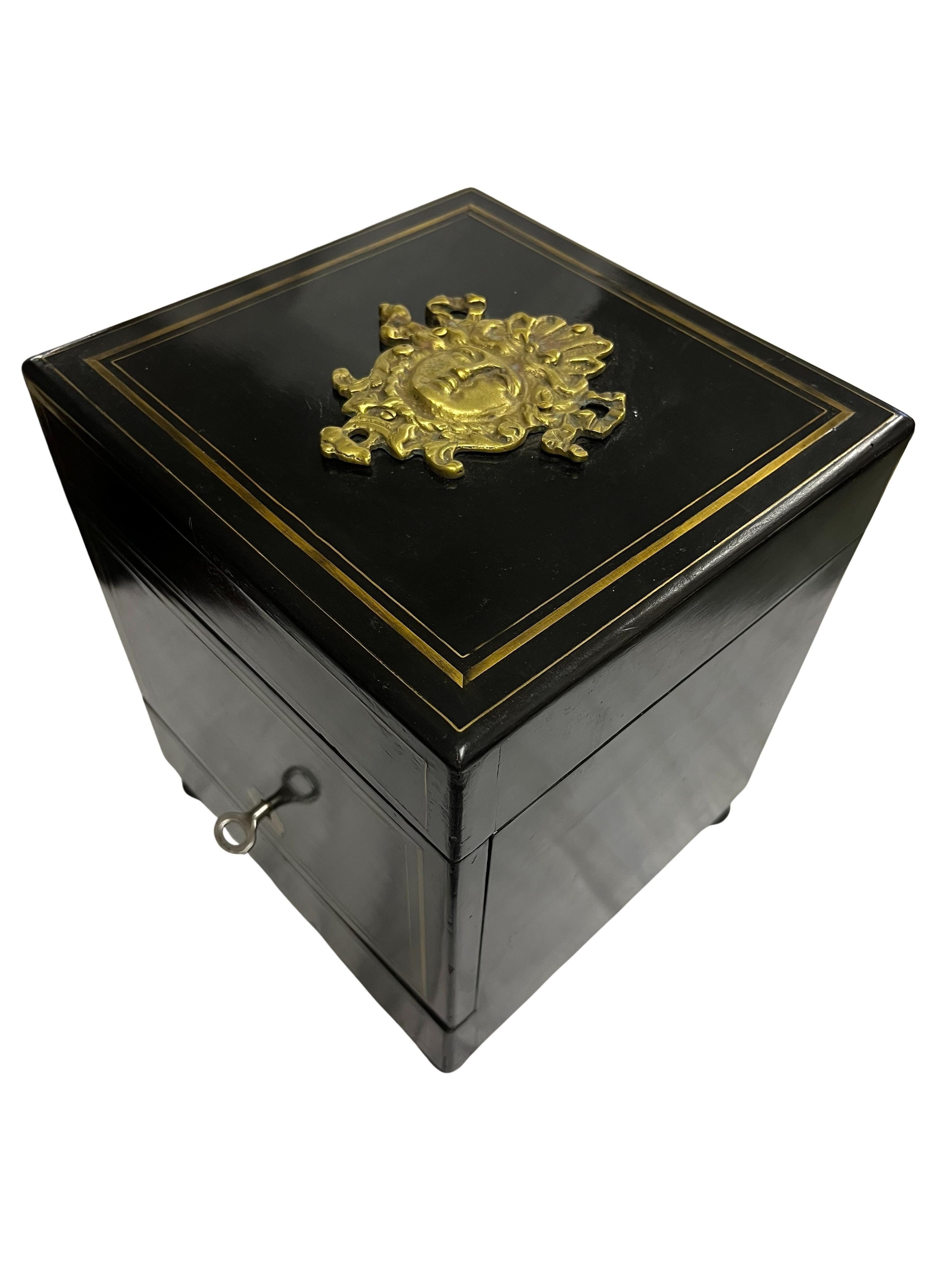 Spectacular liquor chest box casket, tantalus, Napoleon III, bar, 1880, France 7