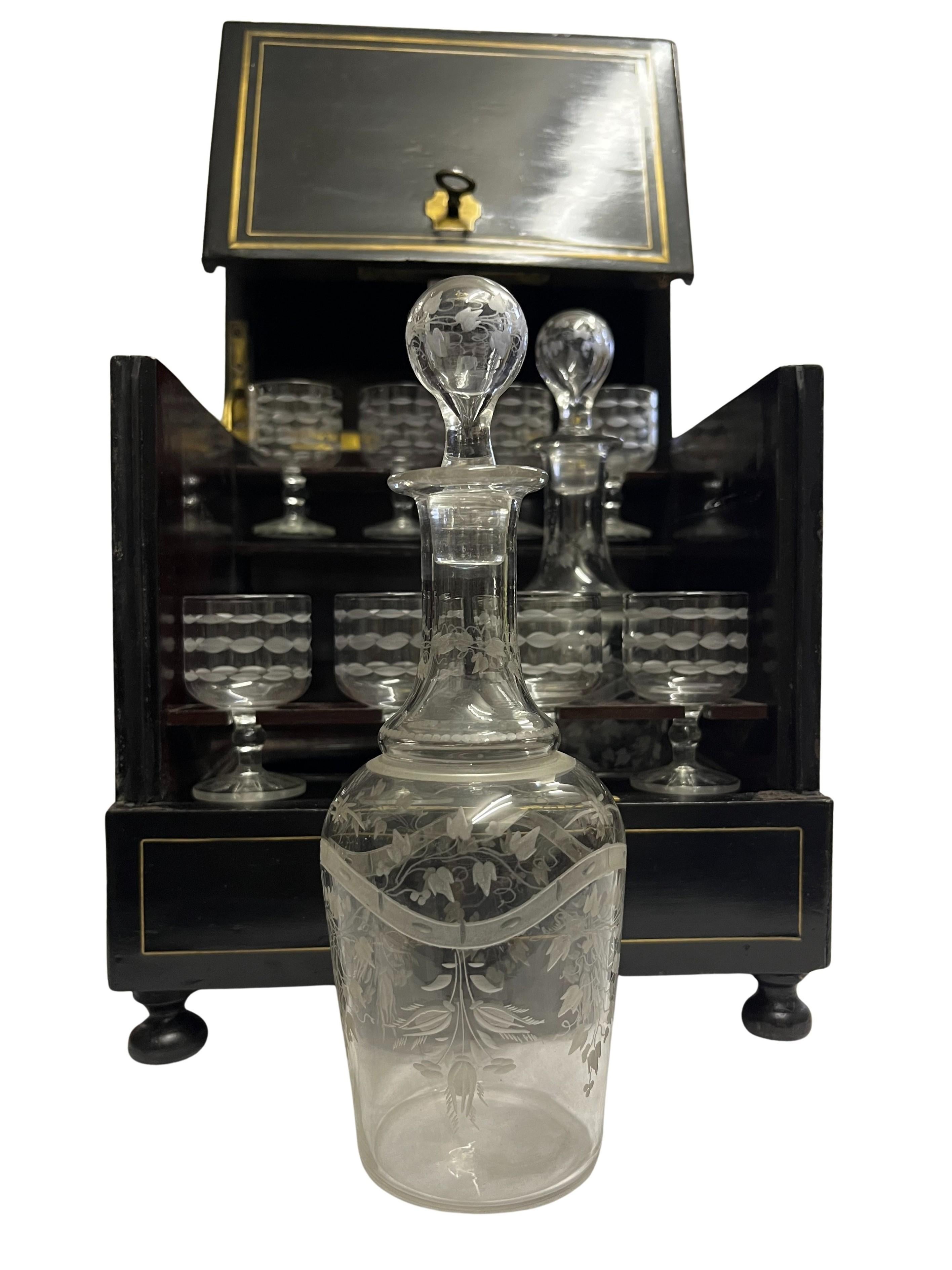 Hand-Crafted Spectacular liquor chest box casket, tantalus, Napoleon III, bar, 1880, France
