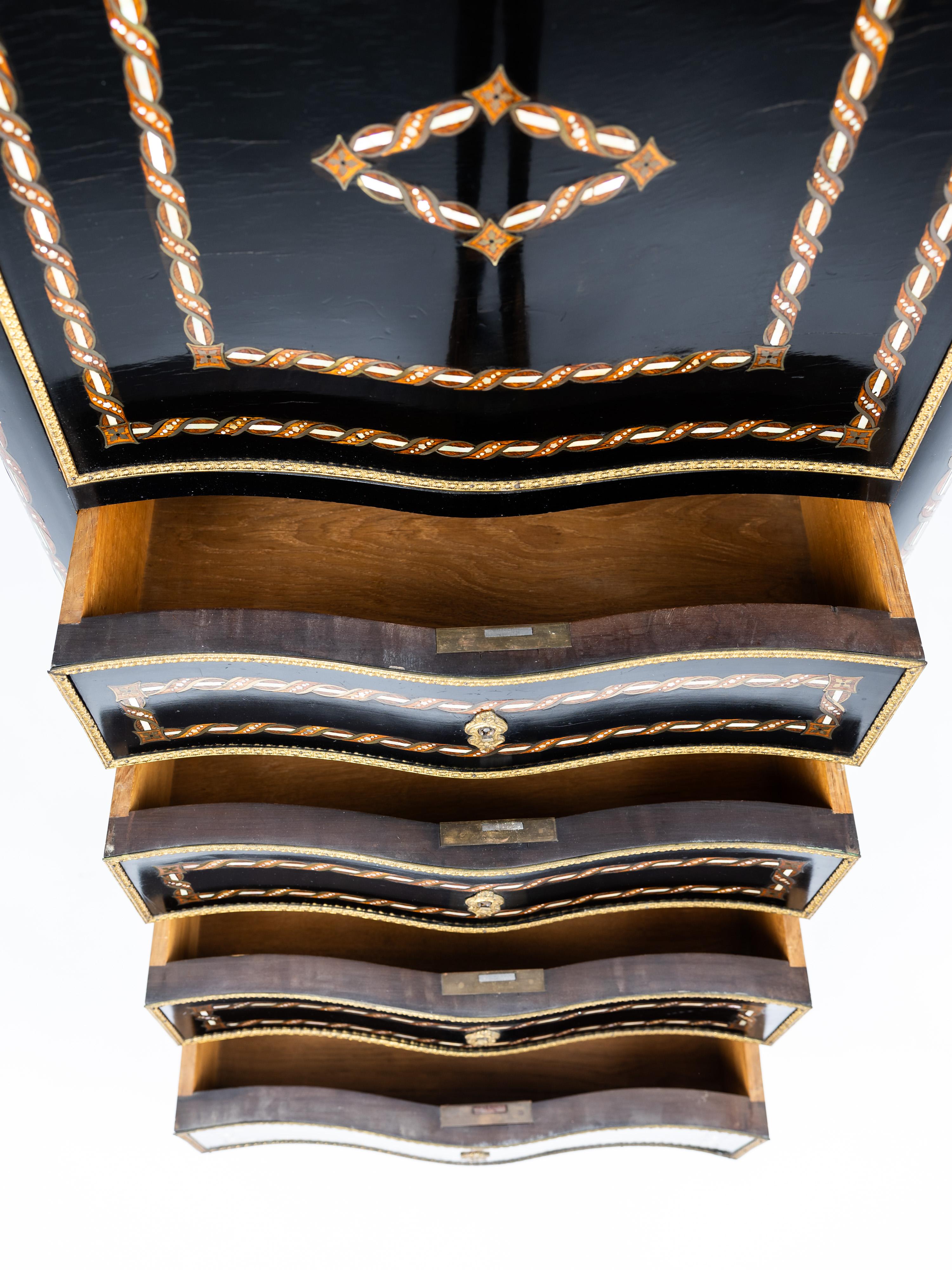 Spectacular masterspiece ladies writing secretary desk Napoleon III, 1860 France For Sale 7