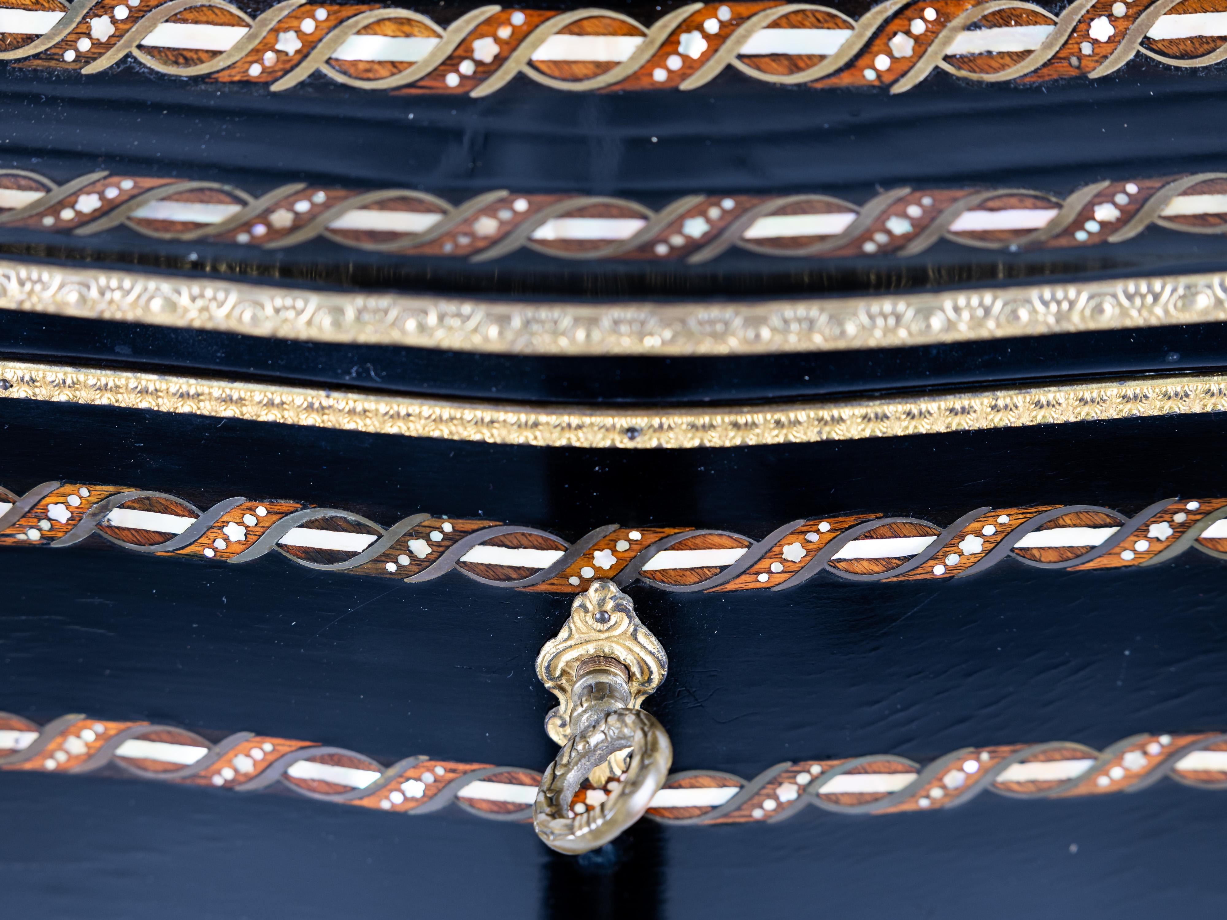 Spectacular masterspiece ladies writing secretary desk Napoleon III, 1860 France For Sale 3