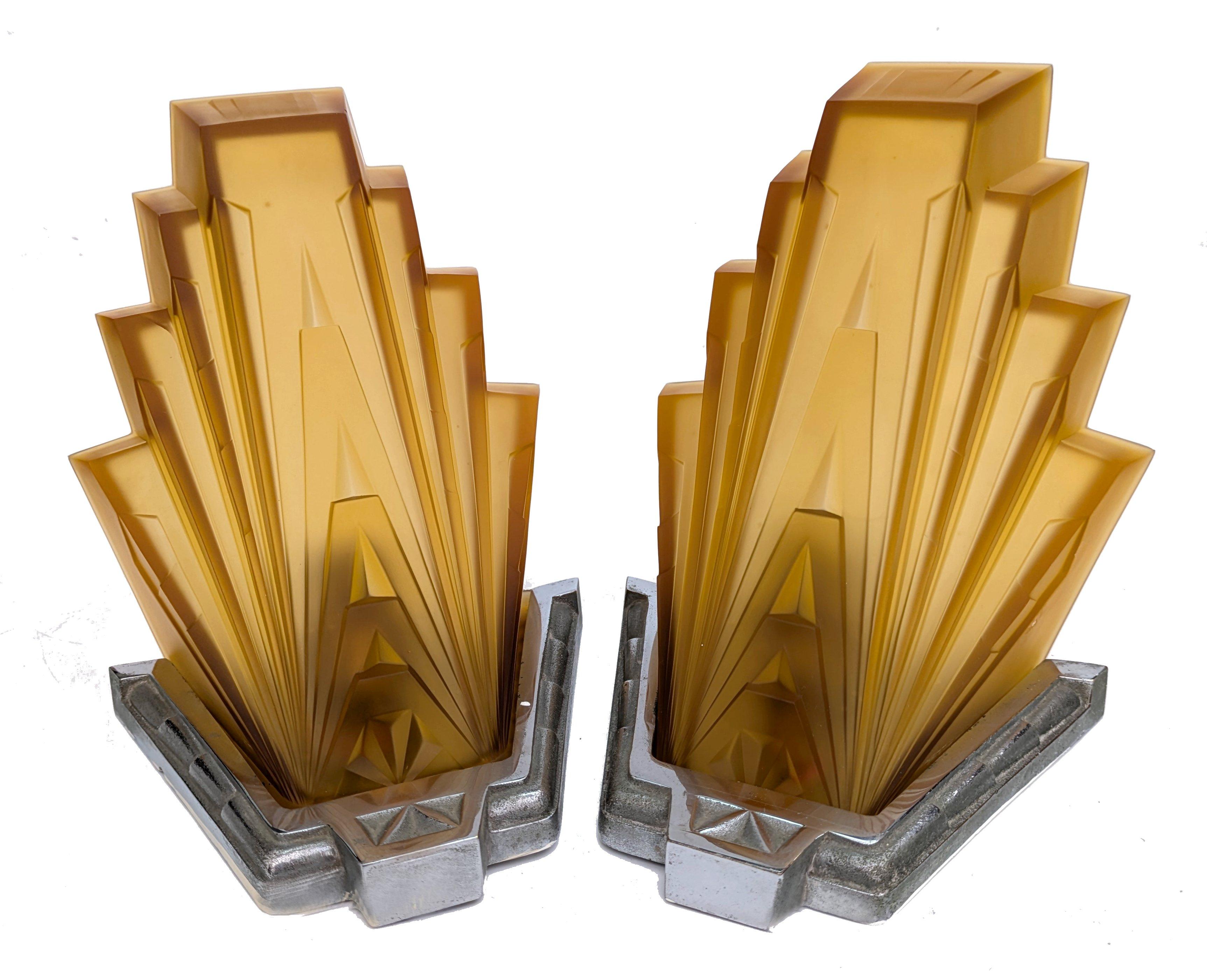 Spektakuläres Paar von Art Deco Wandleuchten Sconces, c1930 im Angebot 1