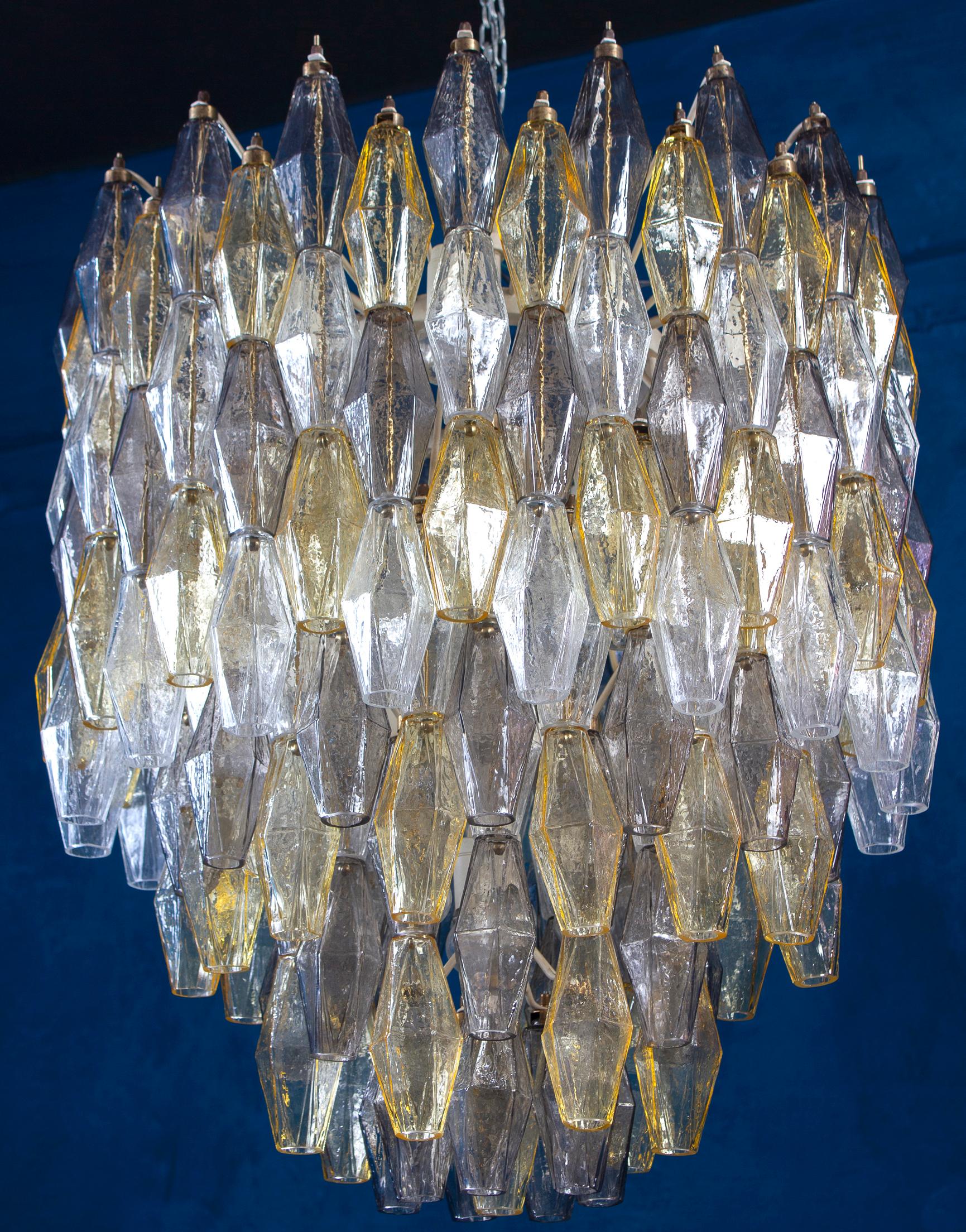 Mid-Century Modern Spectacular Mid-Century Grey and Amber Poliedri Chandelier, 1960 For Sale
