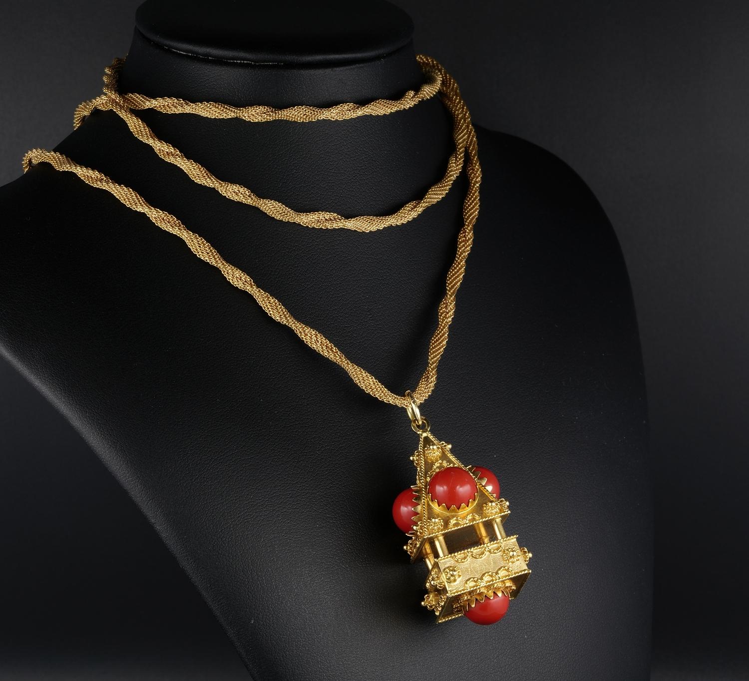 Spectacular Midcentury Red Coral Stone Rose Gold Huge Fob and Necklace In Good Condition For Sale In Napoli, IT