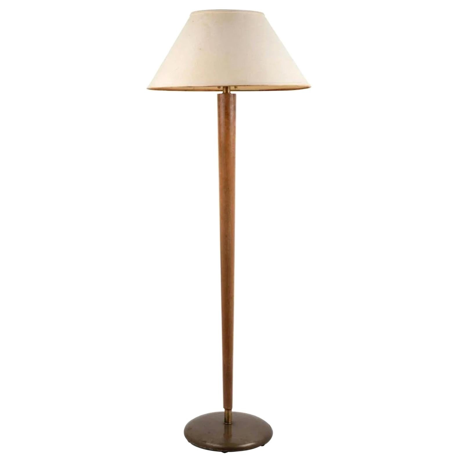 Spectacular Midcentury Teak and Brass Floor Lamp, Nice Clean Lines and Patina For Sale