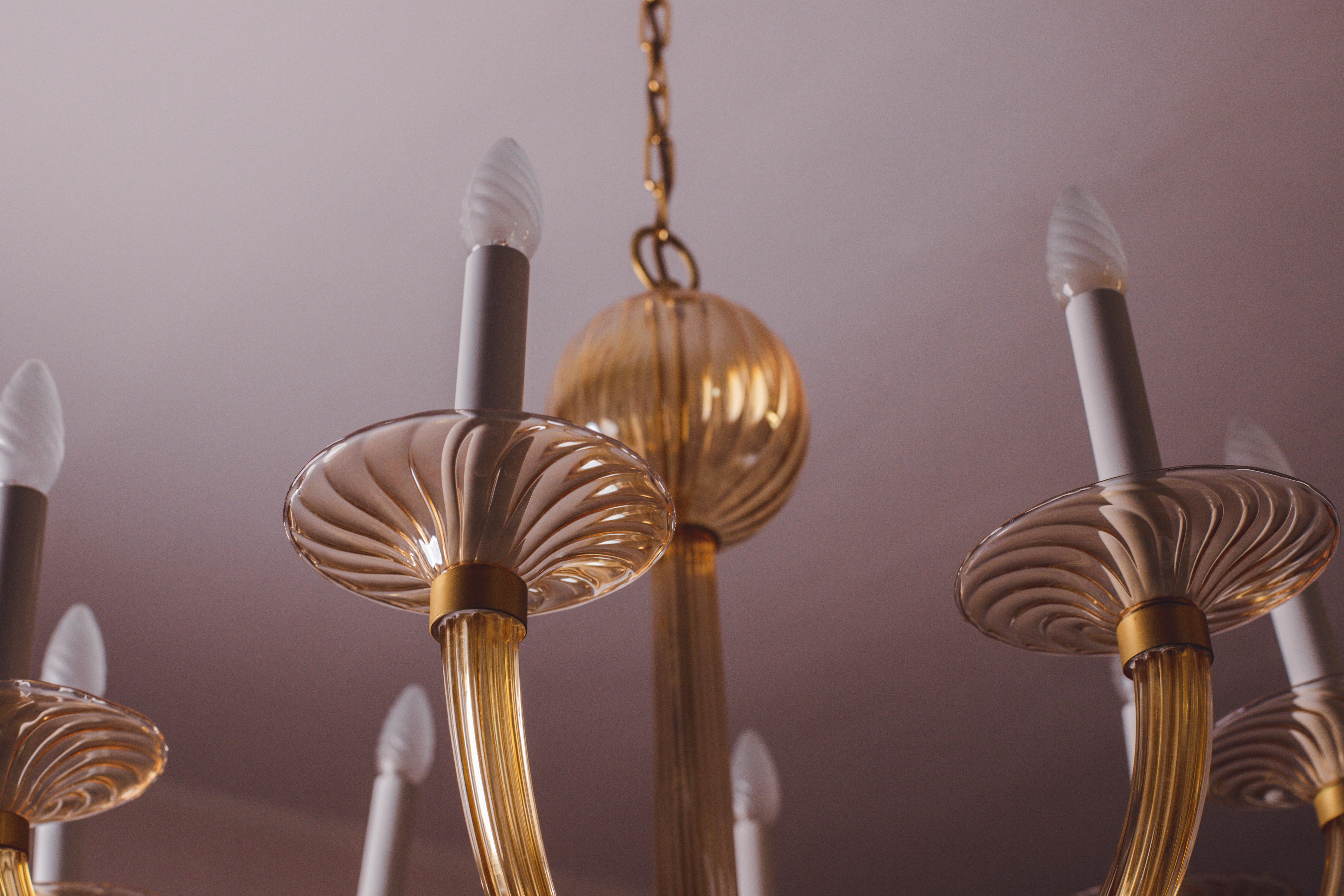 Spectacular Murano Amber 8 arms chandelier, 1970s 13