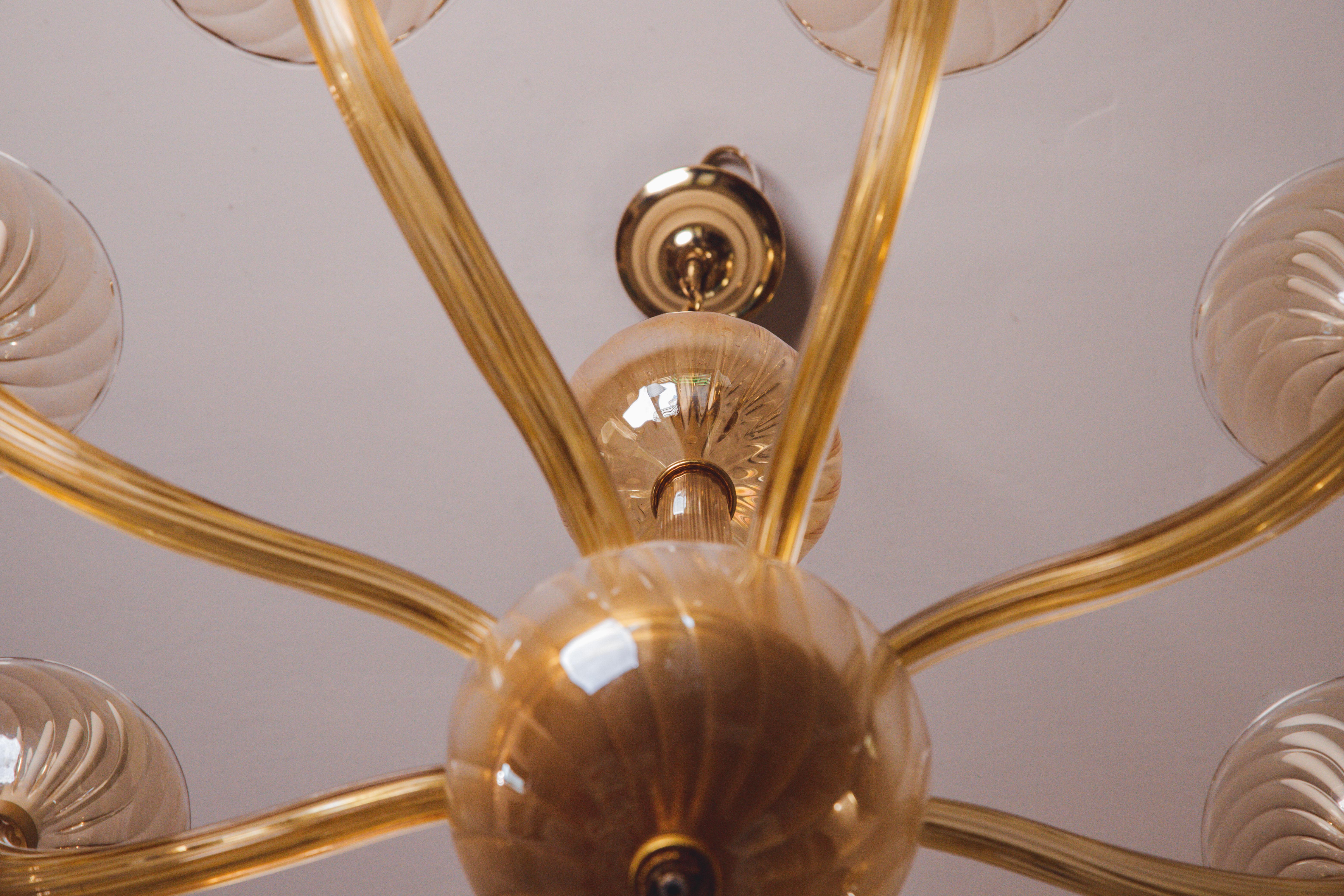 Spectacular Murano Amber 8 arms chandelier, 1970s 1