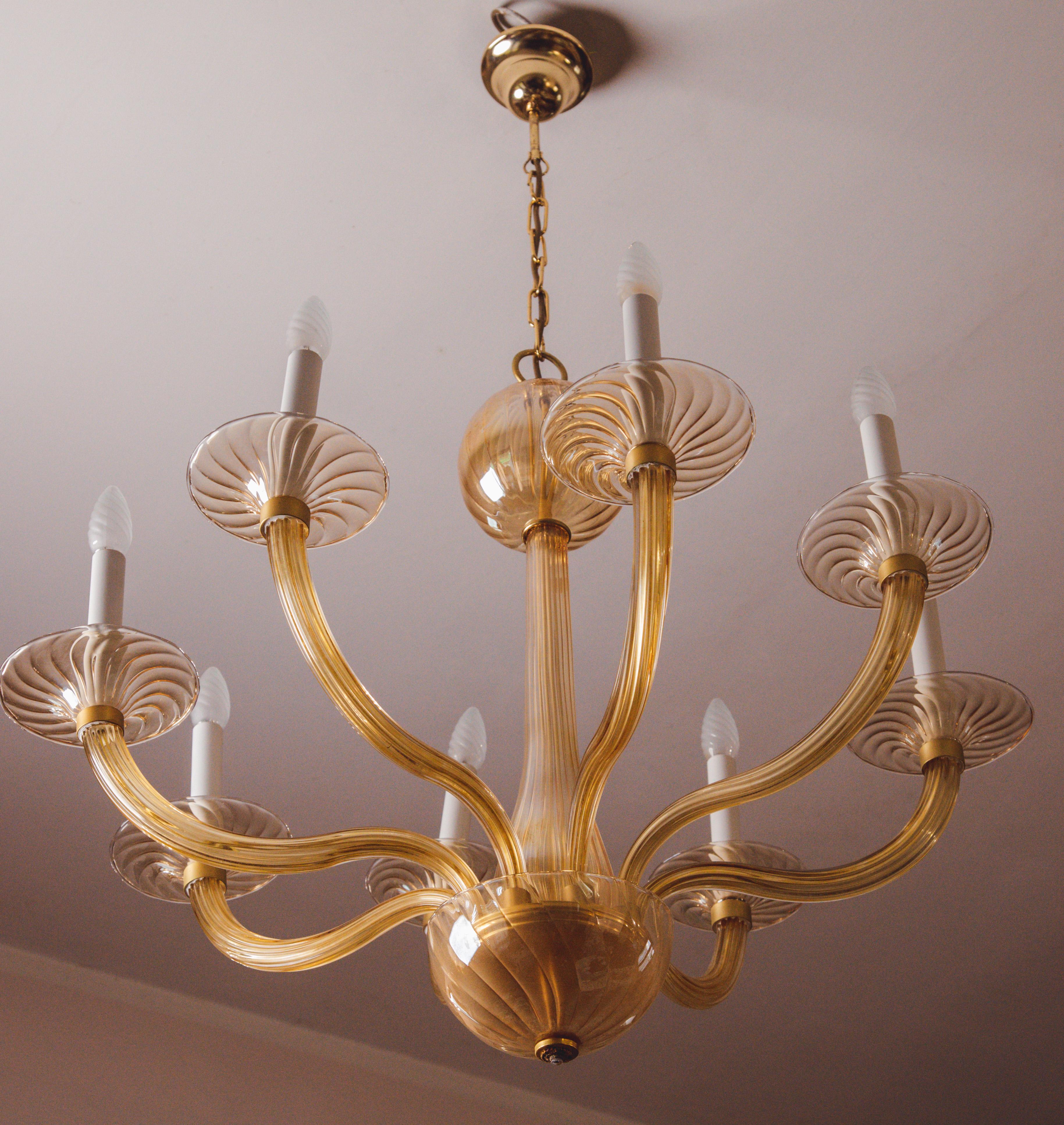Spectacular Murano Amber 8 arms chandelier, 1970s 4