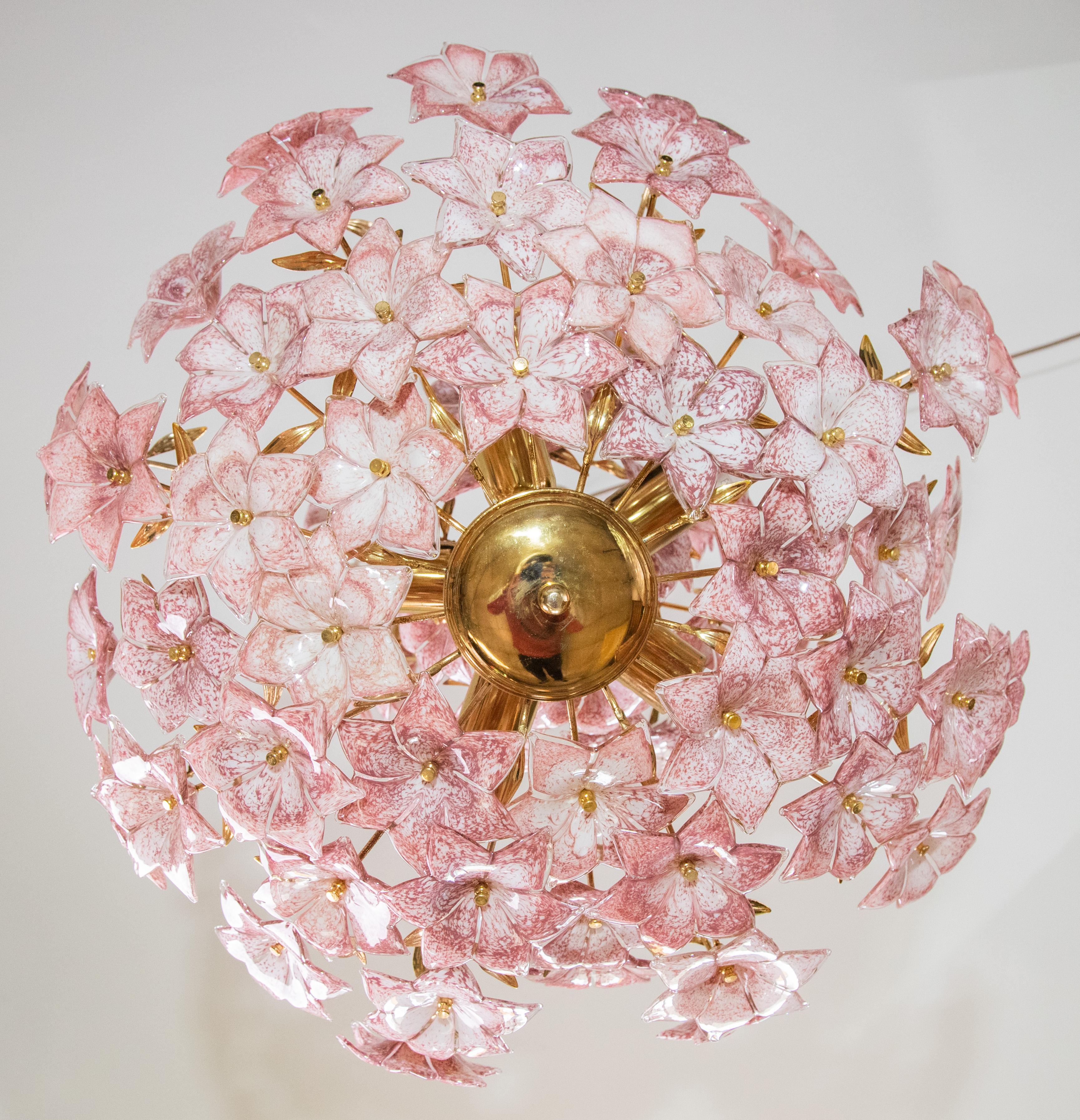 Spectacular Murano Chandelier Full of Pink Flowers, 1970s 6