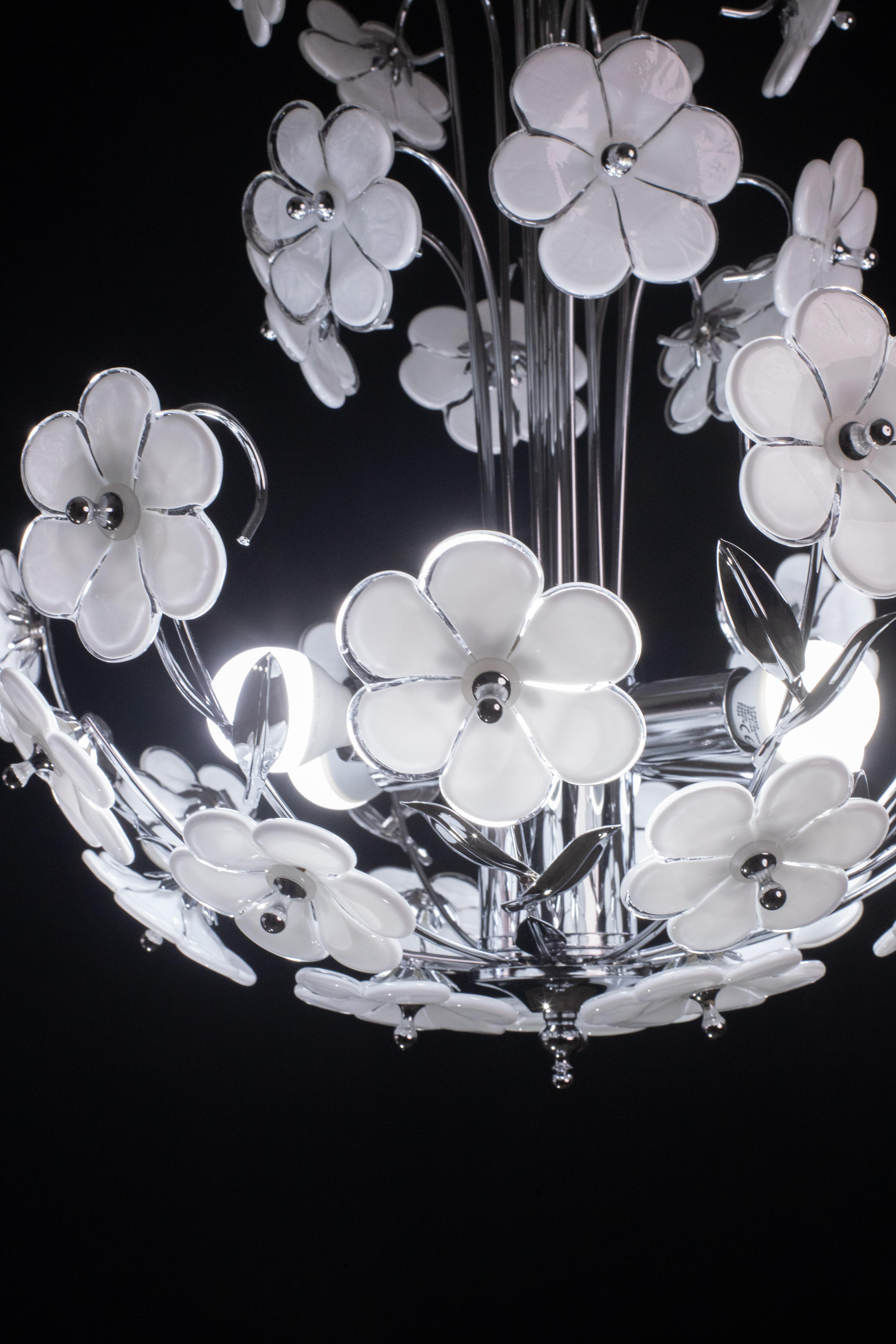 Murano Glass Spectacular Murano Chandelier Full of White Flowers, new bath silver, 1980s For Sale