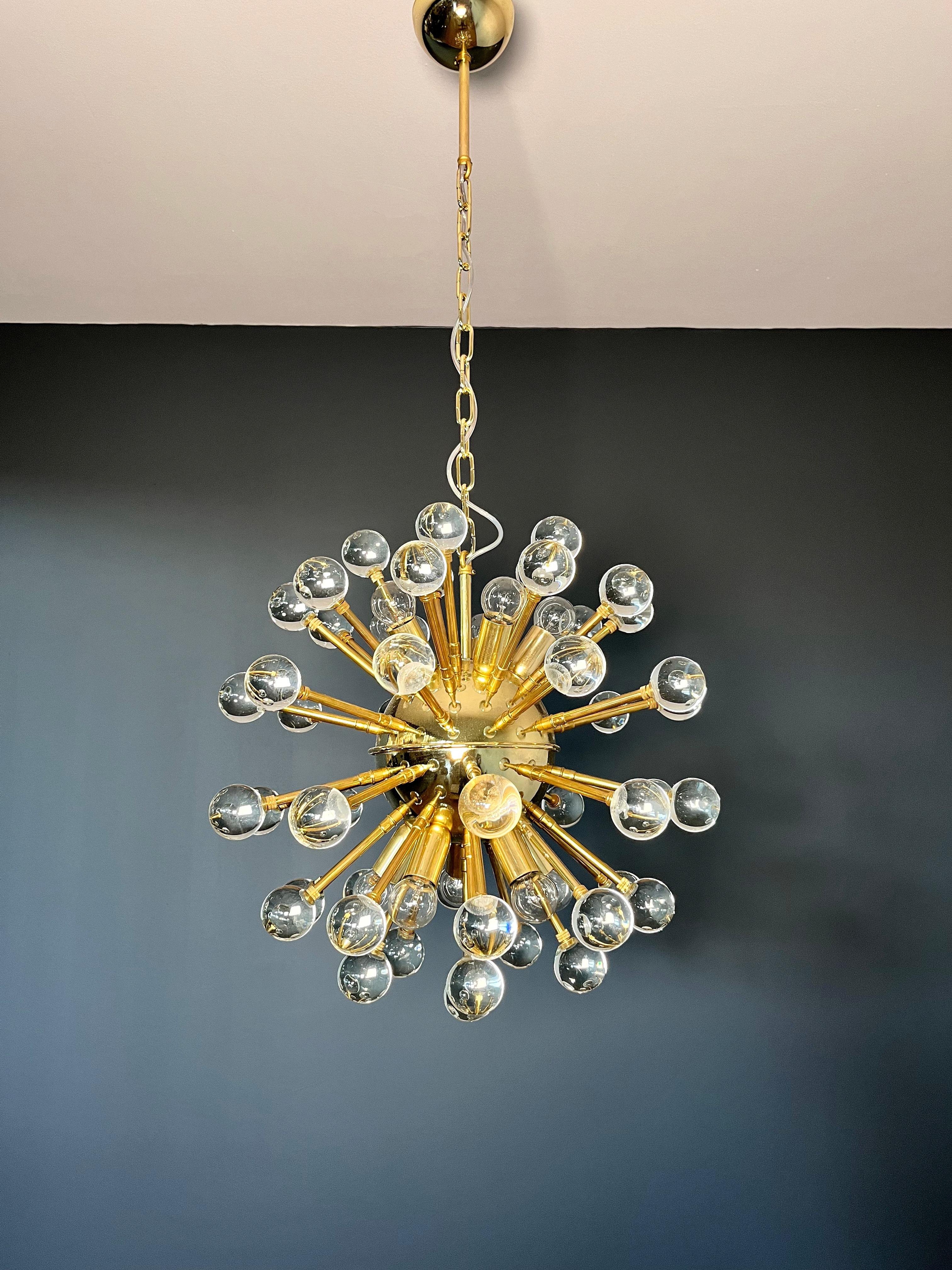 Spectacular Murano clear Glass Sputnik Chandelier - 51 glasses in vendita 5