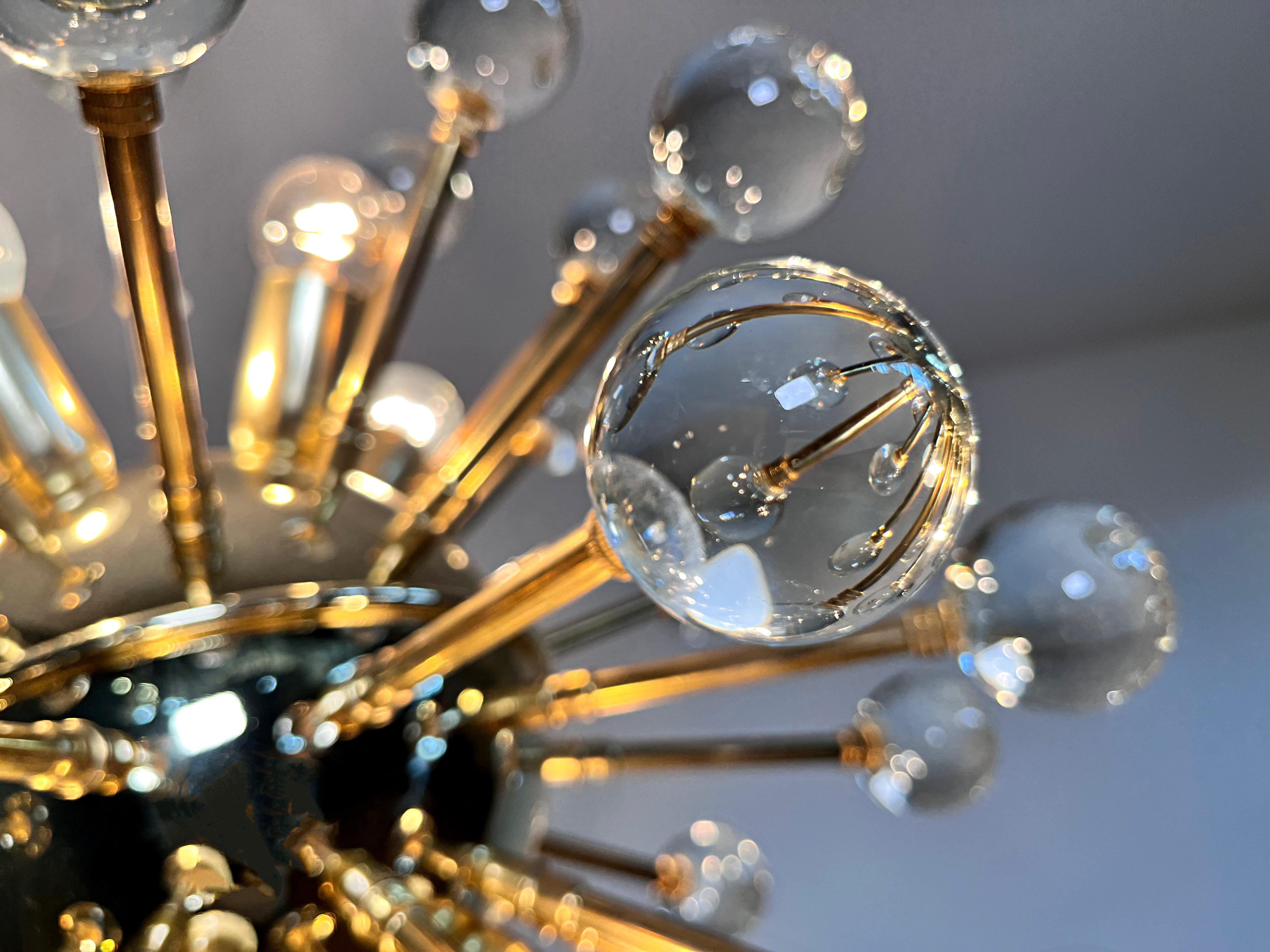 Spectacular Murano clear Glass Sputnik Chandelier - 51 glasses in vendita 9