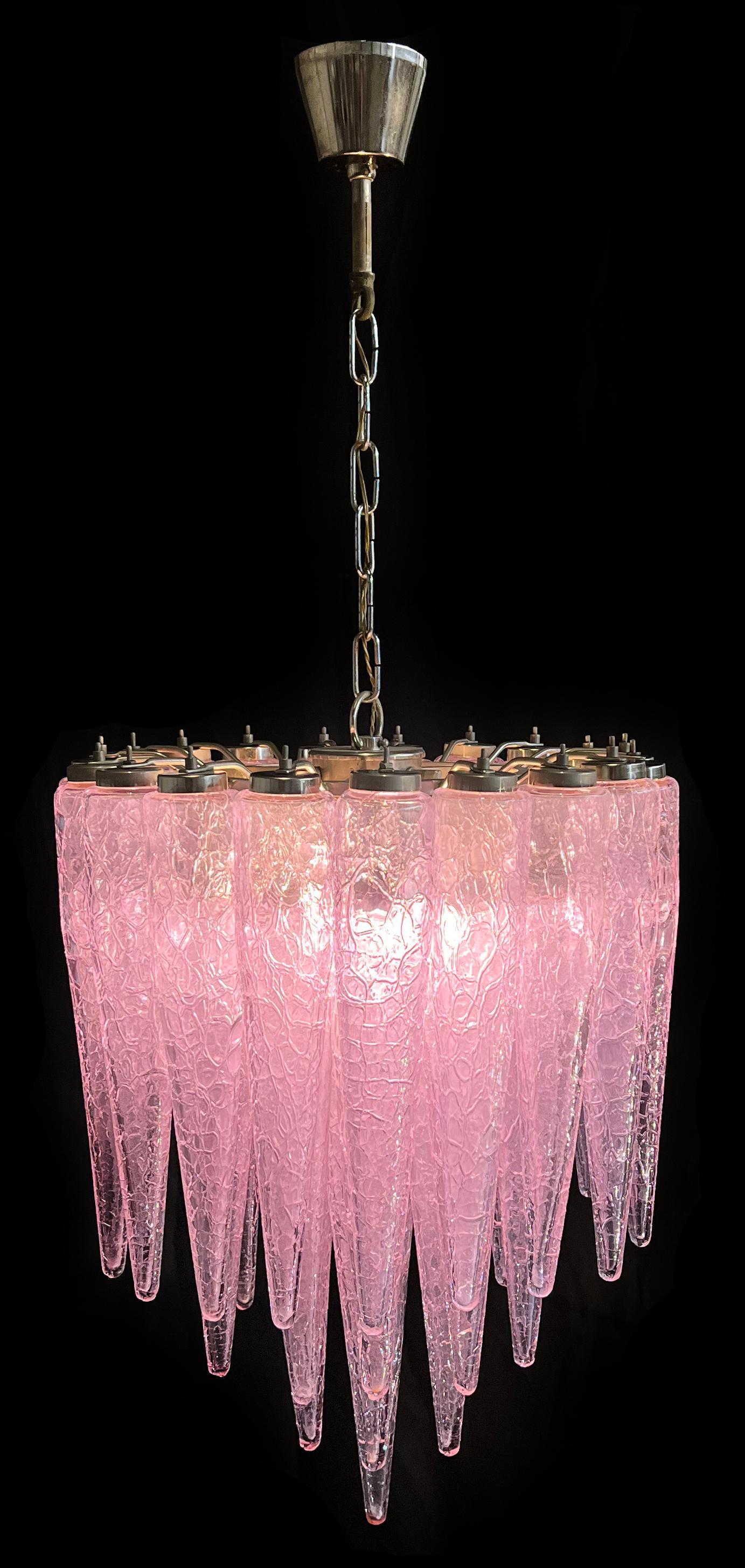 Spectacular Murano Fuxia Glass Chandelier, 1980 For Sale 8