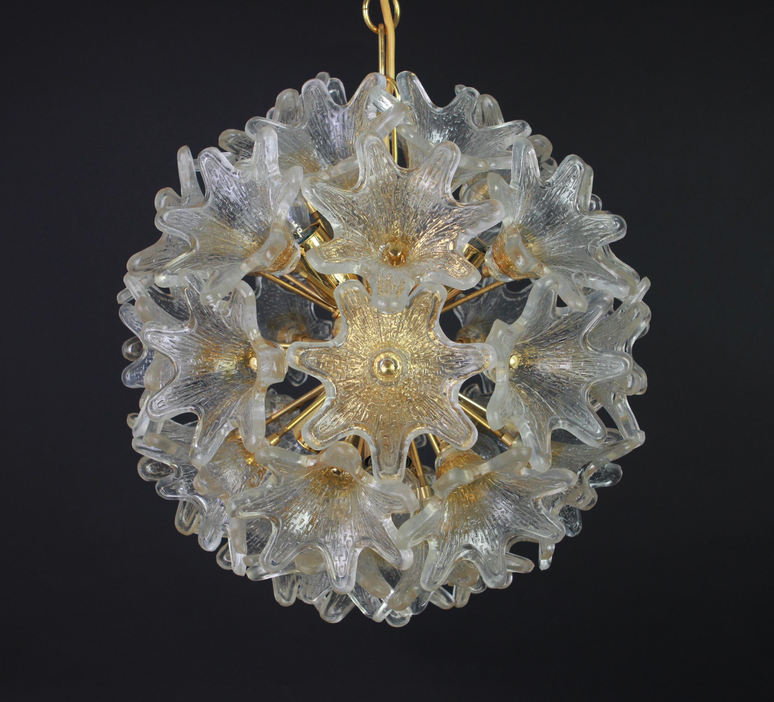 Spectacular Murano Glass Sunburst Flower Chandelier by Venini VeArt, Italy 1970s 3