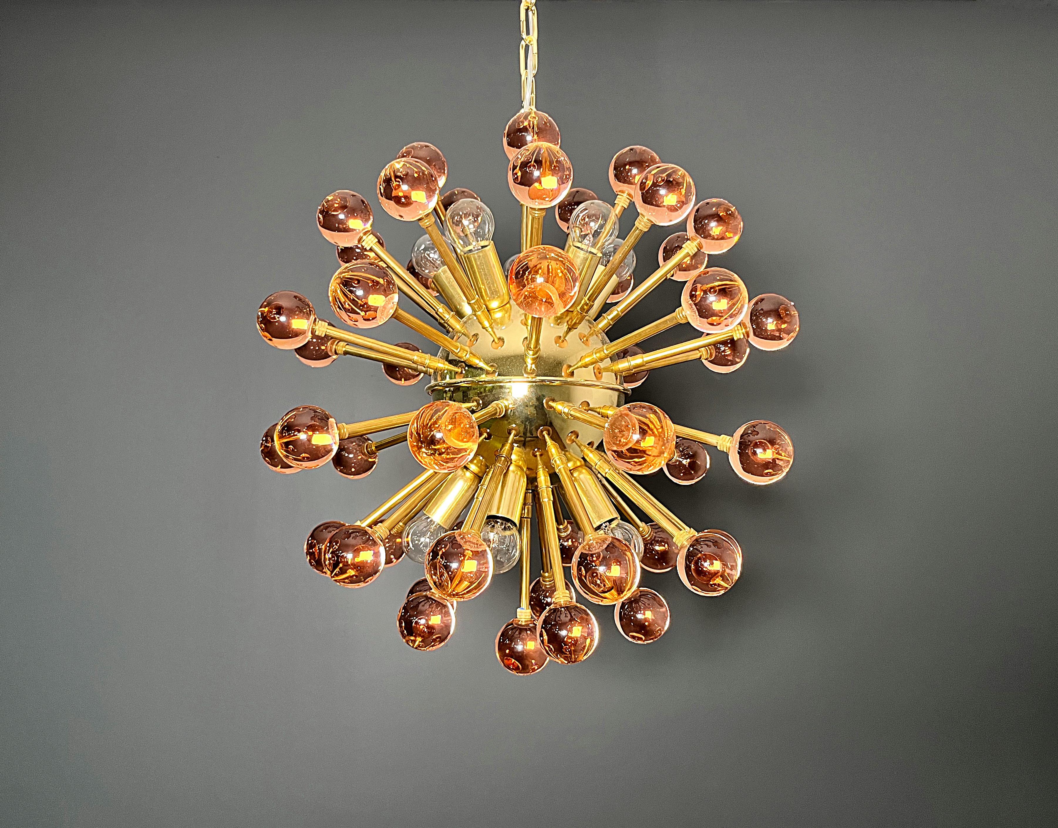 Spectacular Murano pink Glass Sputnik Chandelier - 51 glasses in vendita 4