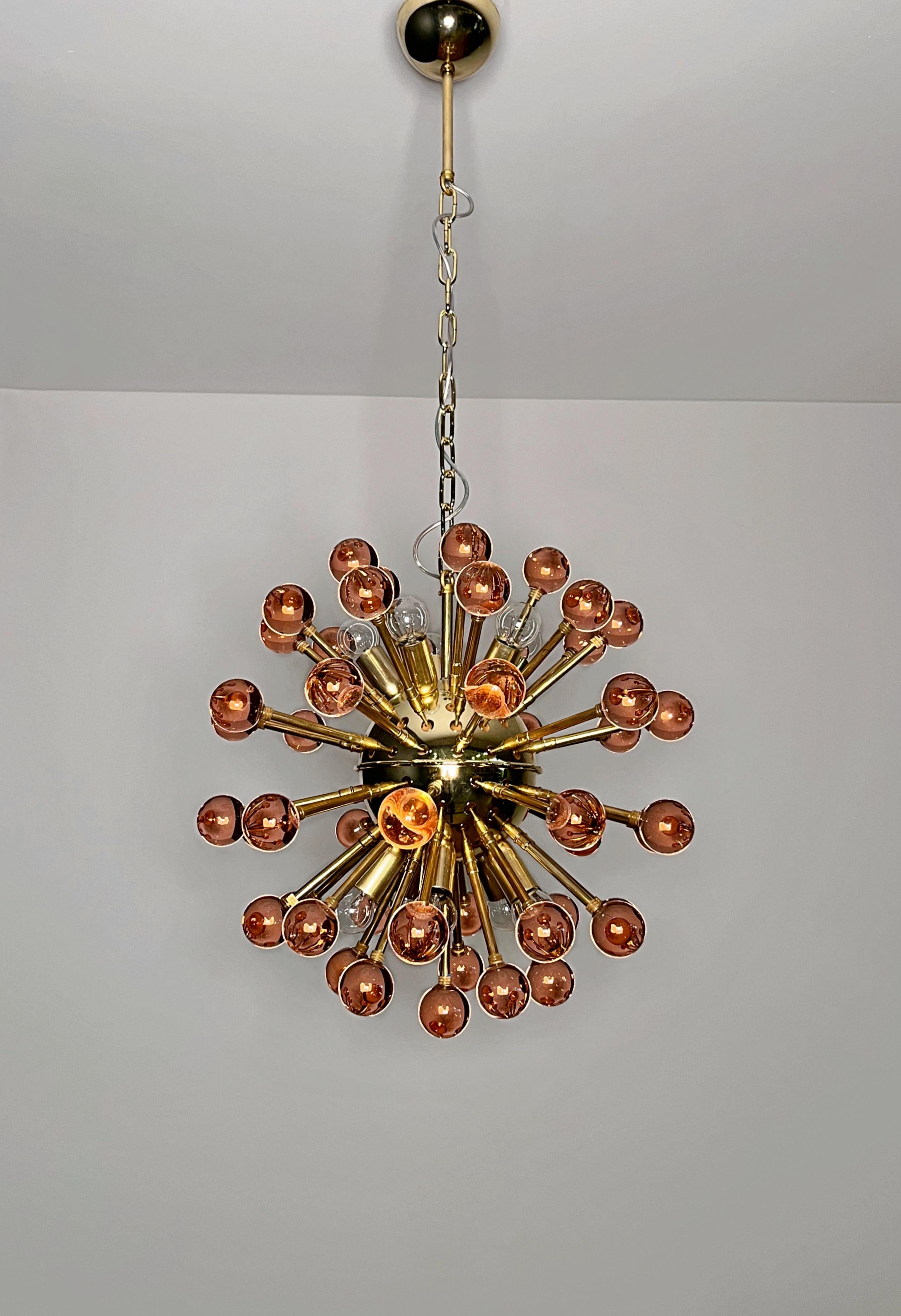 20th Century Spectacular Murano pink Glass Sputnik Chandelier - 51 glasses in vendita