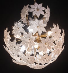 Spectacular Murano Sputnik White Flowers, 1980s