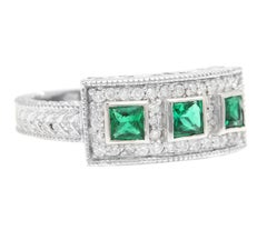 Spectacular Natural Emerald and Diamond 14K Solid White Gold Ring