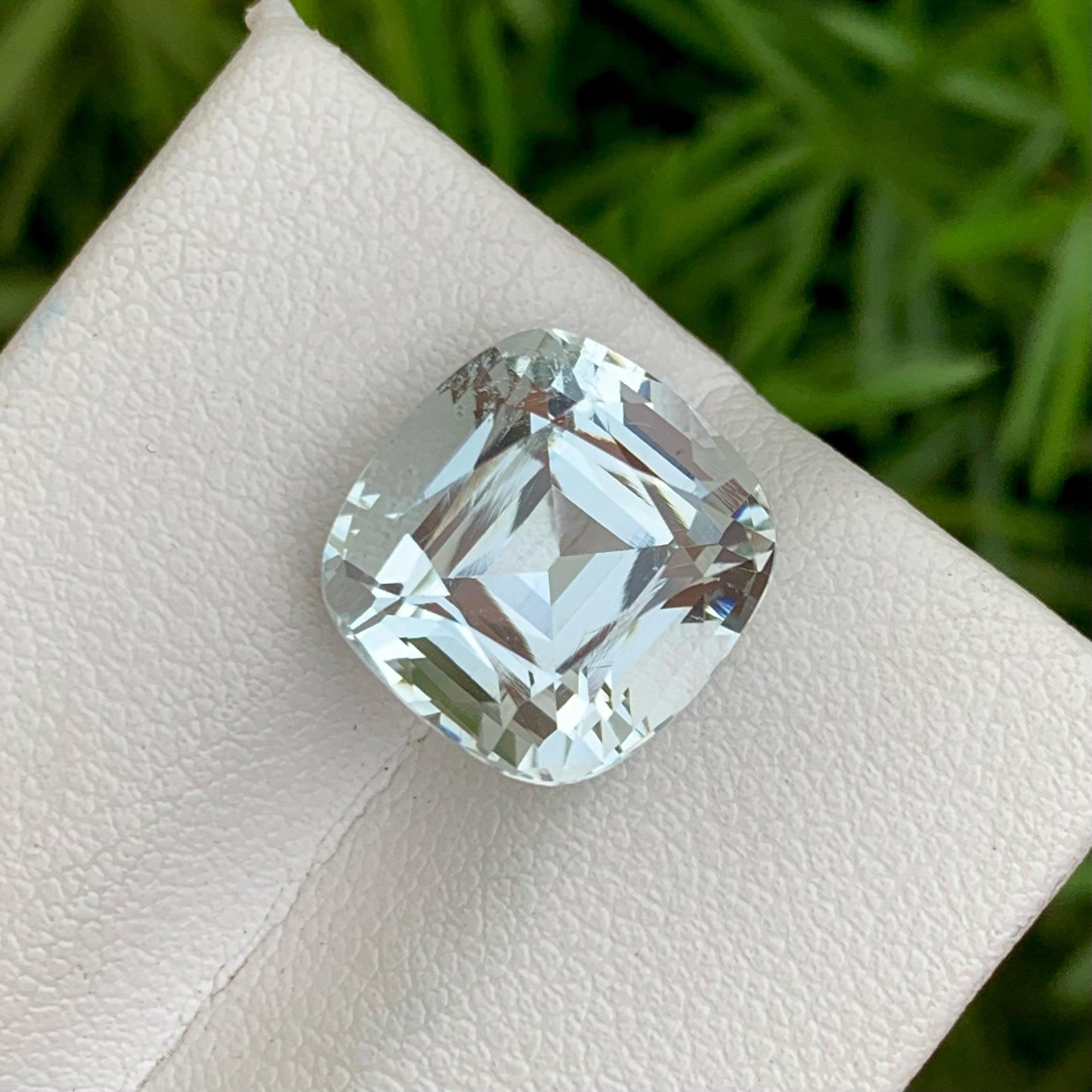 Spectacular Natural Loose Aquamarine Gemstone, available for sale at wholesale price natural high quality 6.65 Carats Cloud VVS Clarity Loose Aquamarine from Pakistan.

Product Information:
GEMSTONE NAME: Spectacular Natural Loose Aquamarine