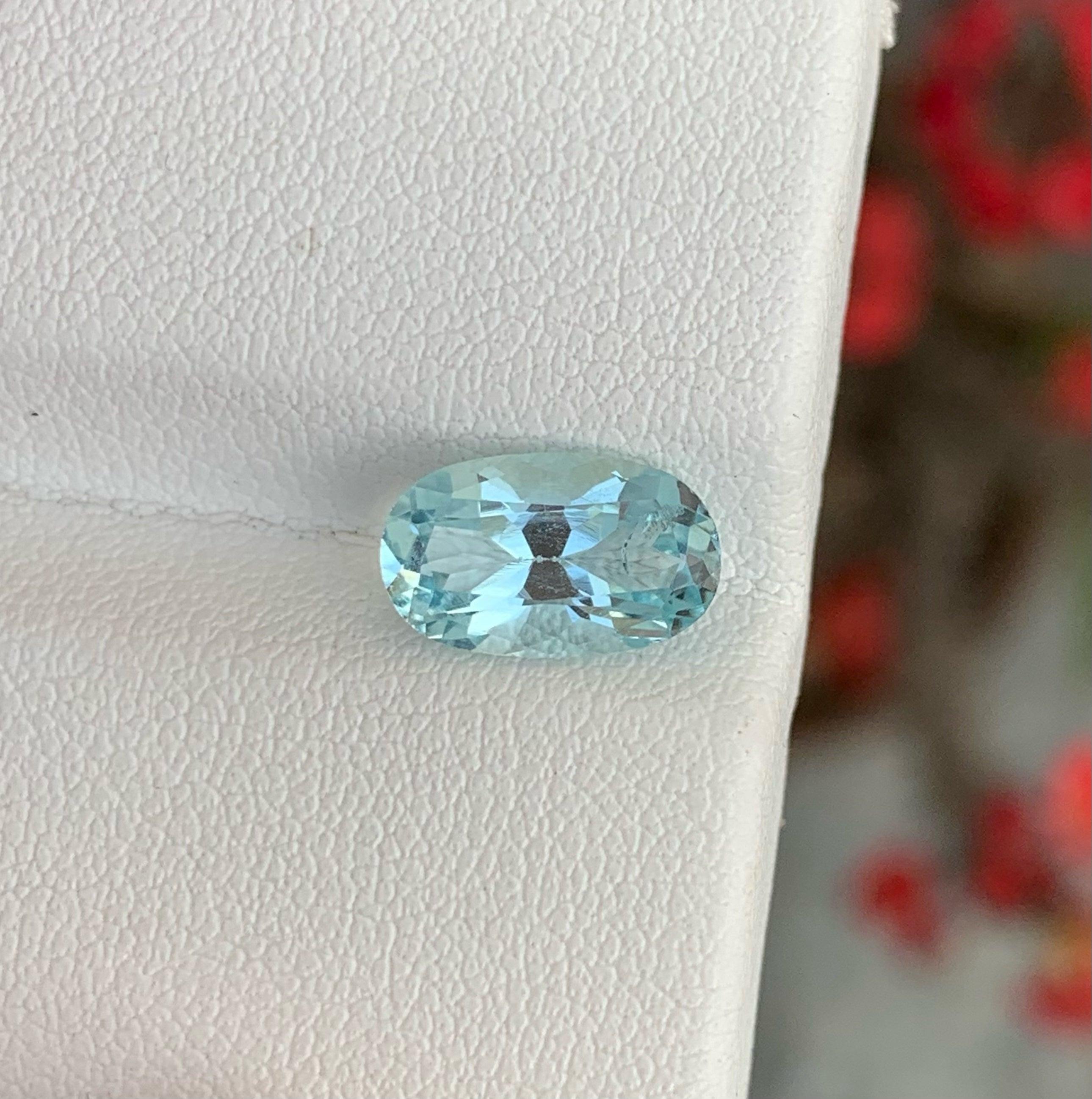 natural aquamarine stone