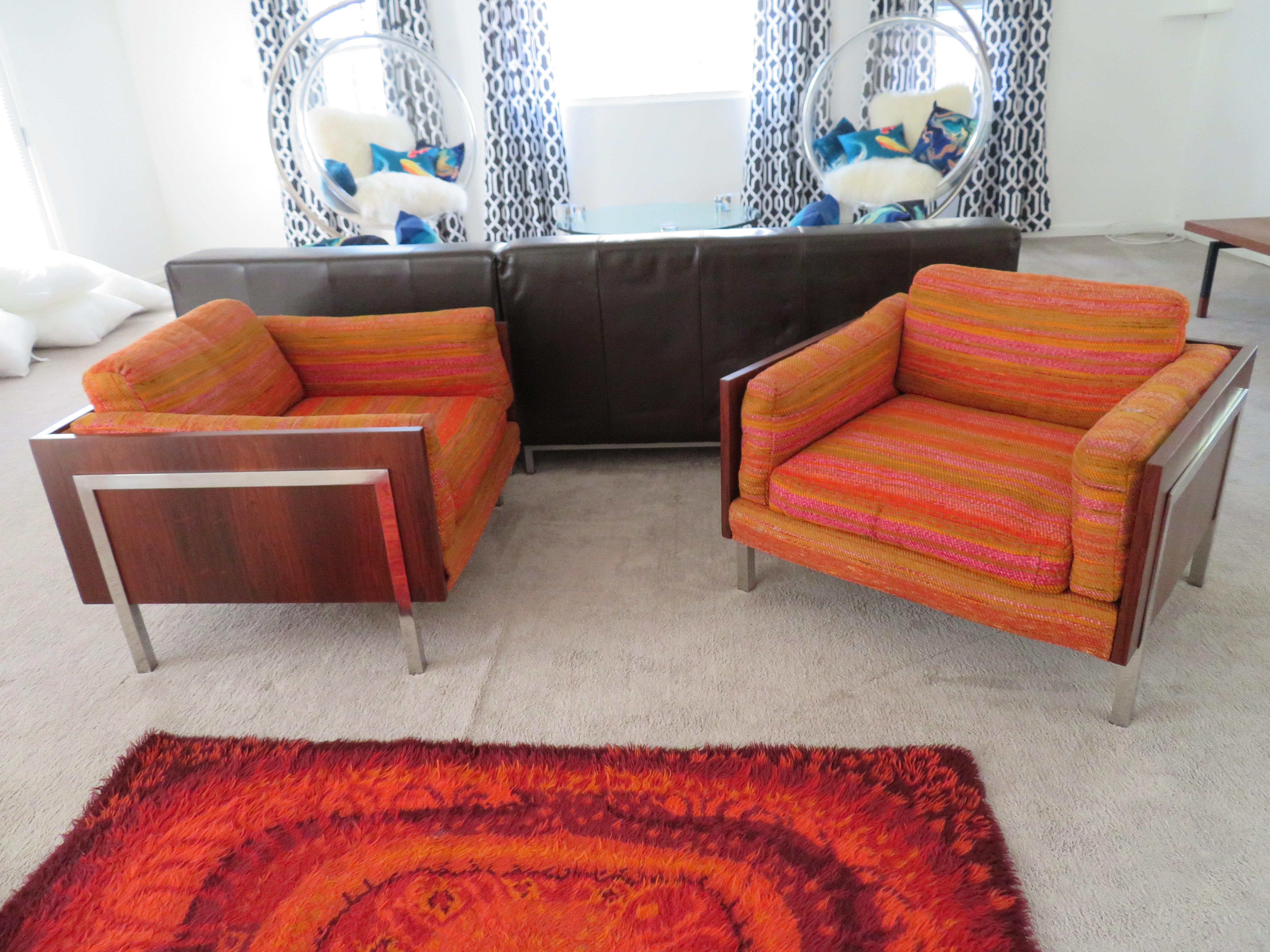 Spektakuläres Paar Palisander-Chrom-Würfel-Loungesessel John Stuart im Angebot 12