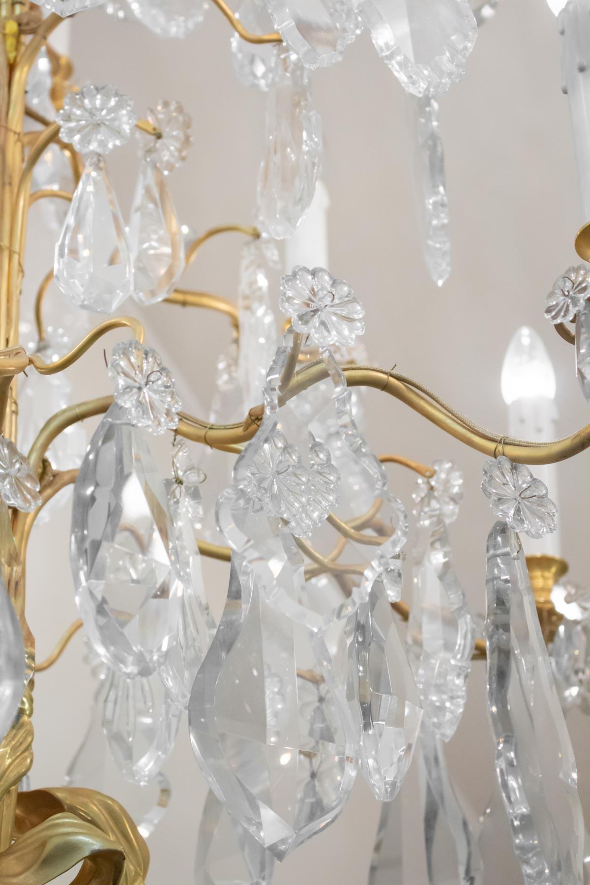 Spectacular Pair of Chandeliers, 1930-1940 Gilt Bronze and Crystal 1