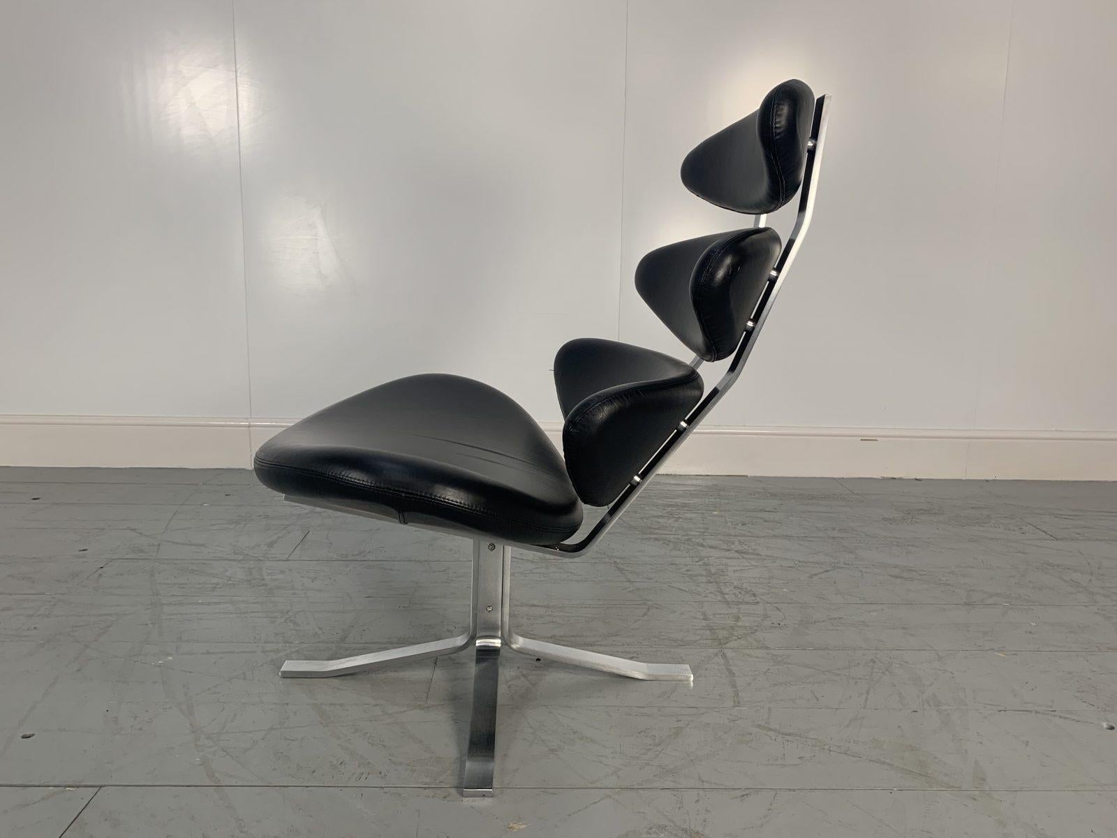 Spectacular Pair of Erik Jorgensen “Corona” EJ5 Chairs in Black “Apache” Leather For Sale 4