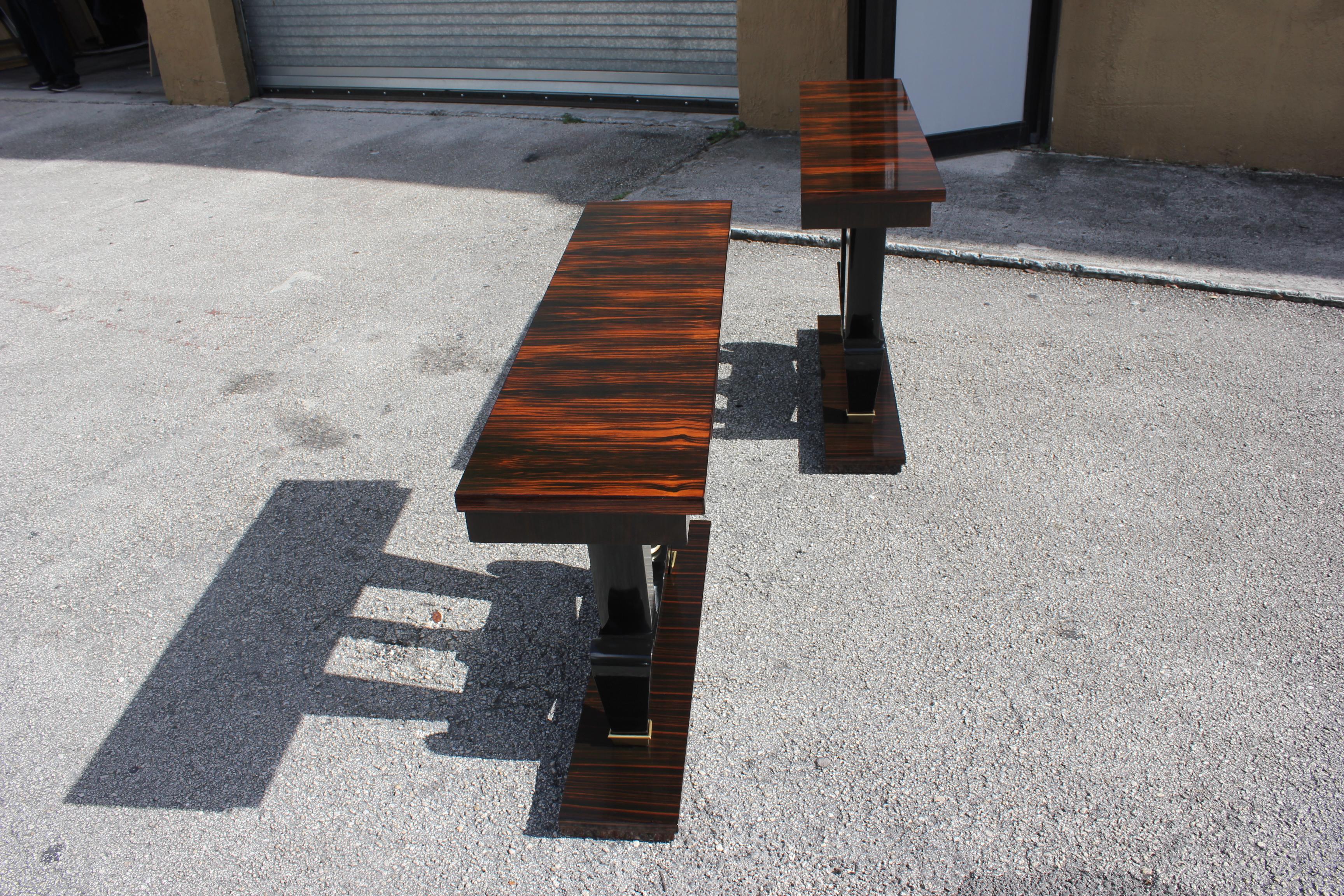 Spectacular Pair of French Art Deco Macassar Ebony Console Tables, circa 1940s 10