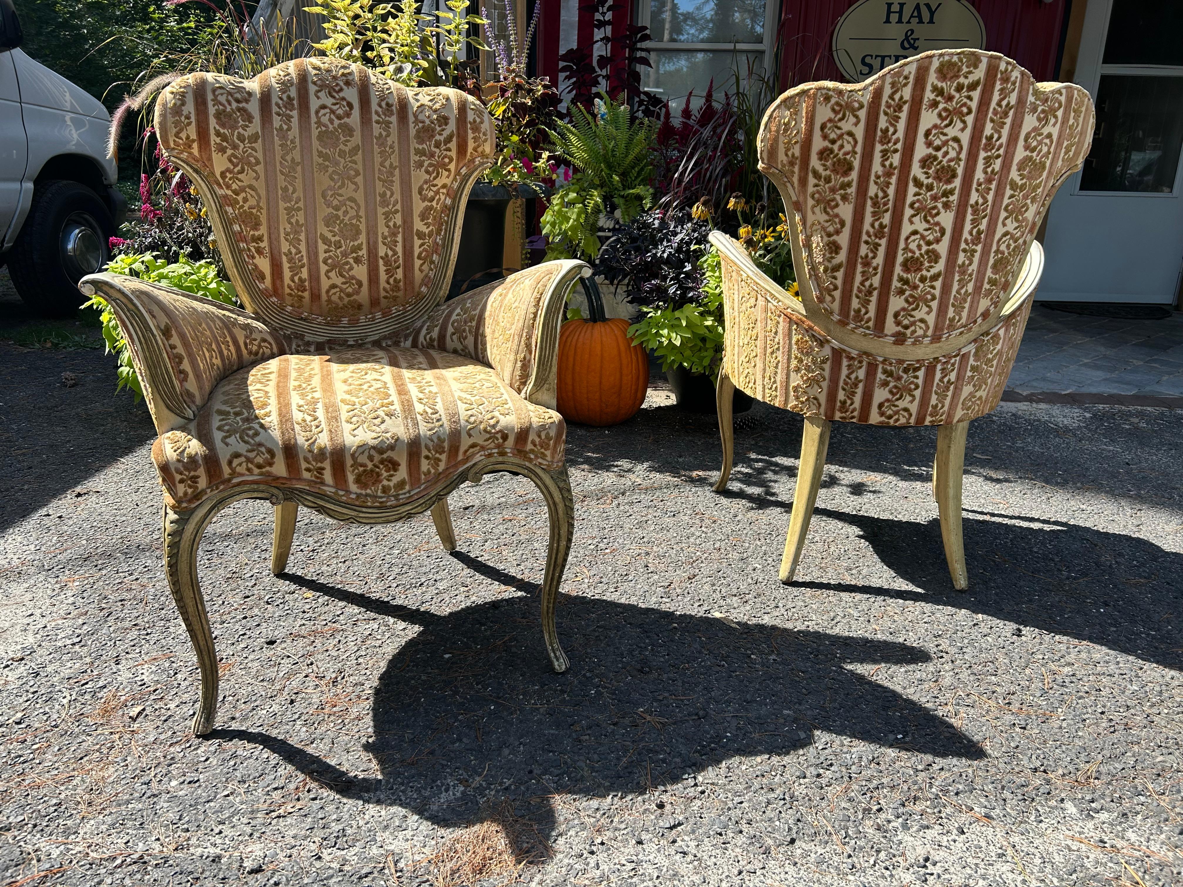 Spectaculaire paire de chaises longues à accoudoirs Grosfeld House Hollywood Regency Modern en vente 9