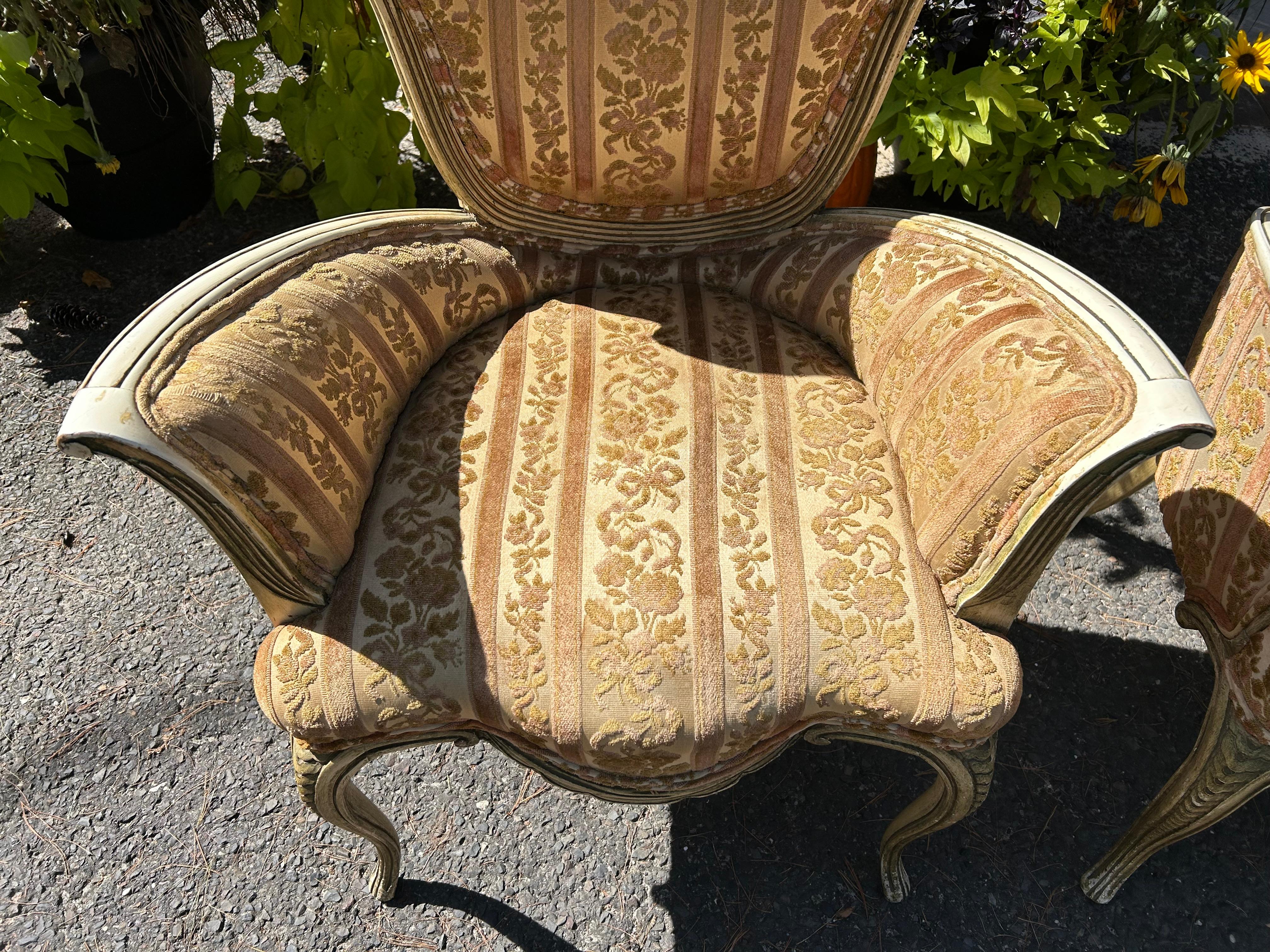Spectaculaire paire de chaises longues à accoudoirs Grosfeld House Hollywood Regency Modern Bon état - En vente à Pemberton, NJ