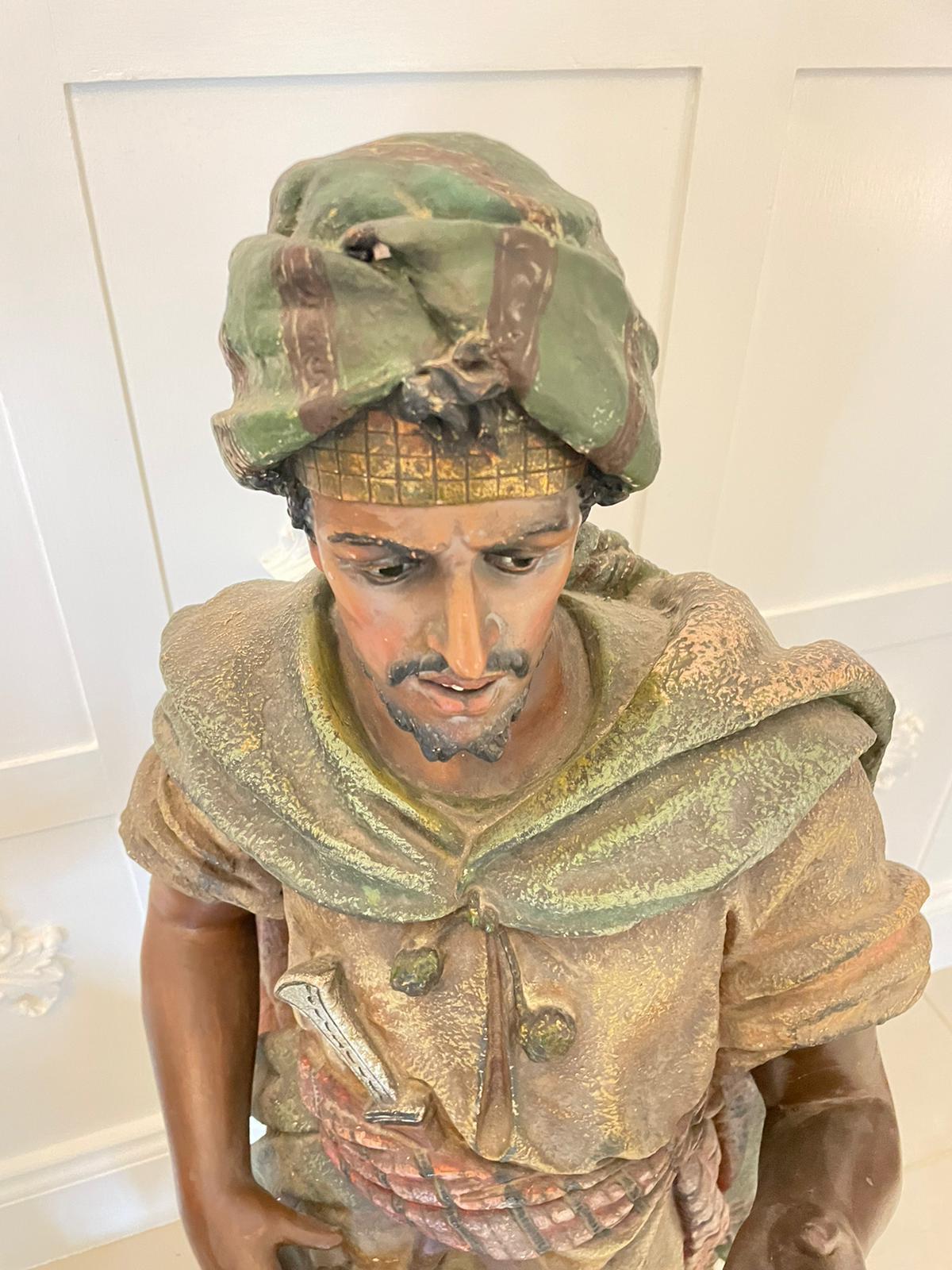 Espectacular Pareja de Grandes Figuras Moriscas de Yeso Policromado de Calidad Antigua Otro en venta