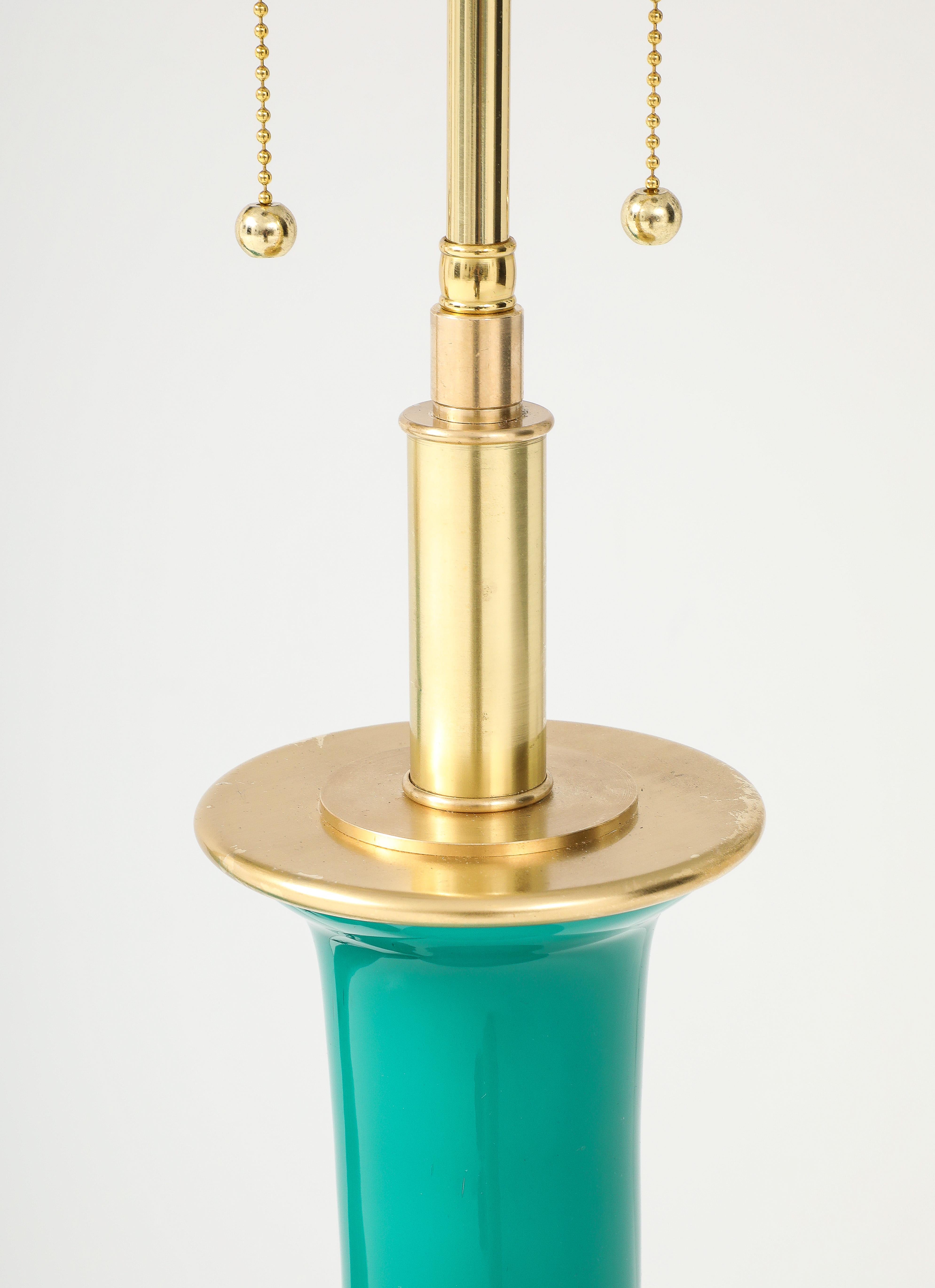 Milieu du XXe siècle Spectaculaire paire de grands  Lampes en verre de Murano. en vente