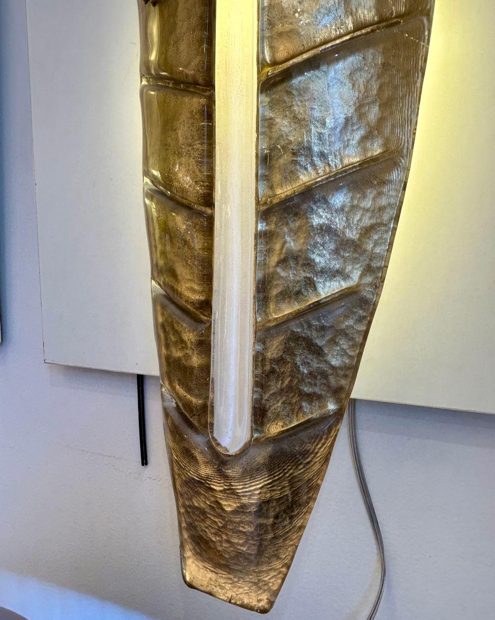 Spettacolare coppia di lampade da parete in vetro di Murano con foglie d'oro in vendita 5