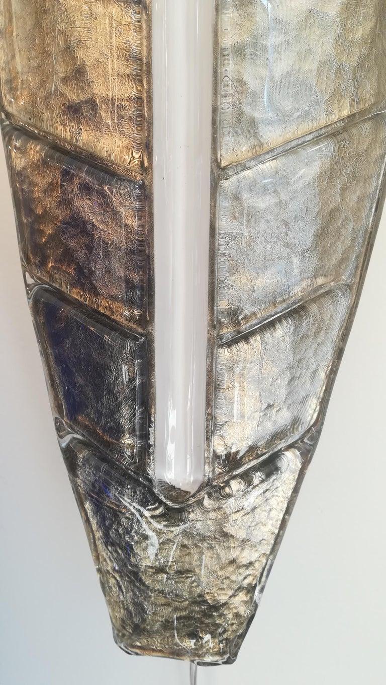 Spektakuläres Paar Murano Glas Silber Blätter Wandleuchter im Zustand „Hervorragend“ im Angebot in Saint-Ouen, FR